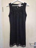 Romeo & Juliet Couture Perlenkleid Chiffon, Gr. M, Schwarz, Sehr gut, 85 cm