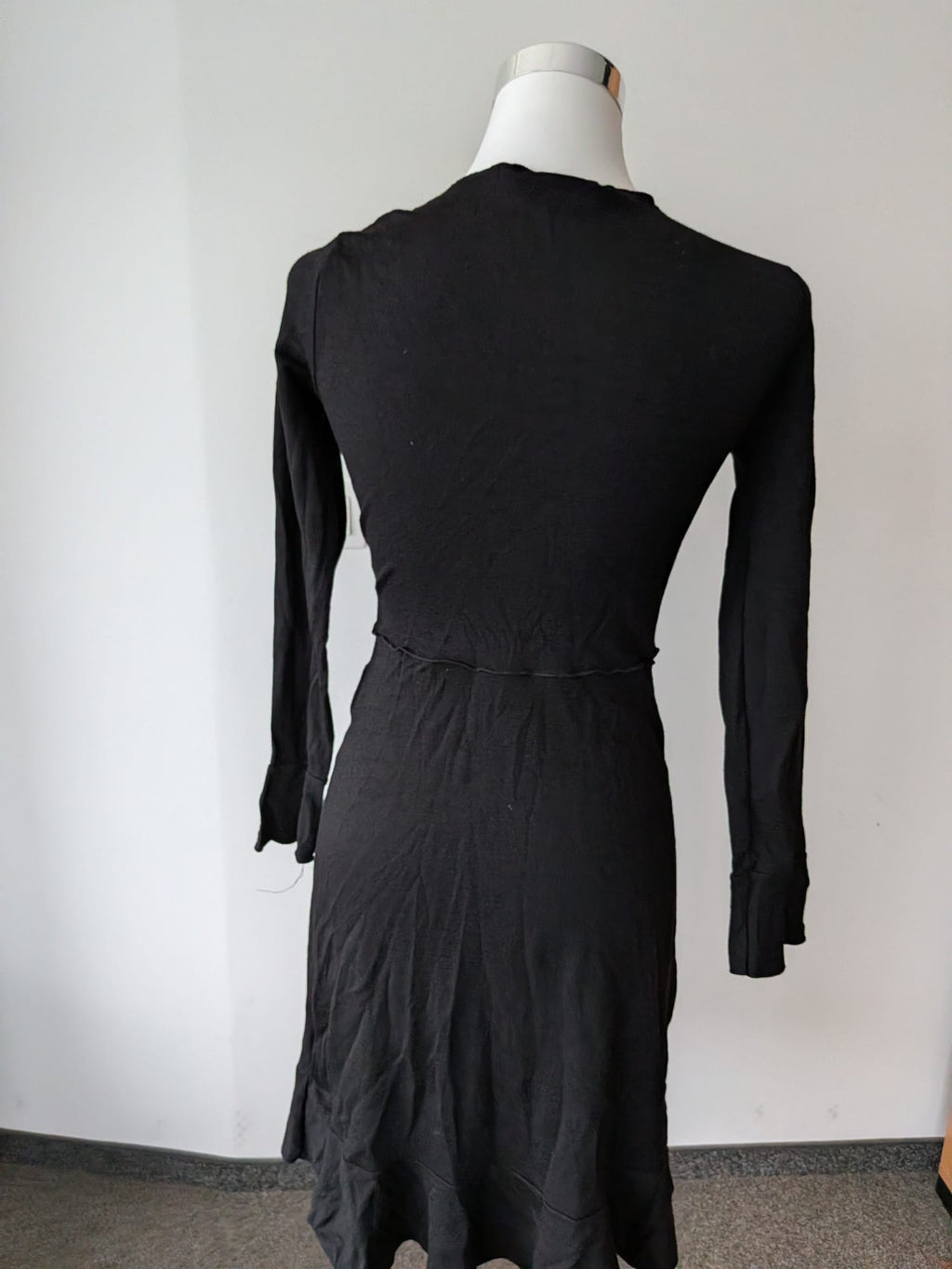 Elise Gug schwarzes Wollmischkleid, Gr. 38 (M), sehr guter Zustand
