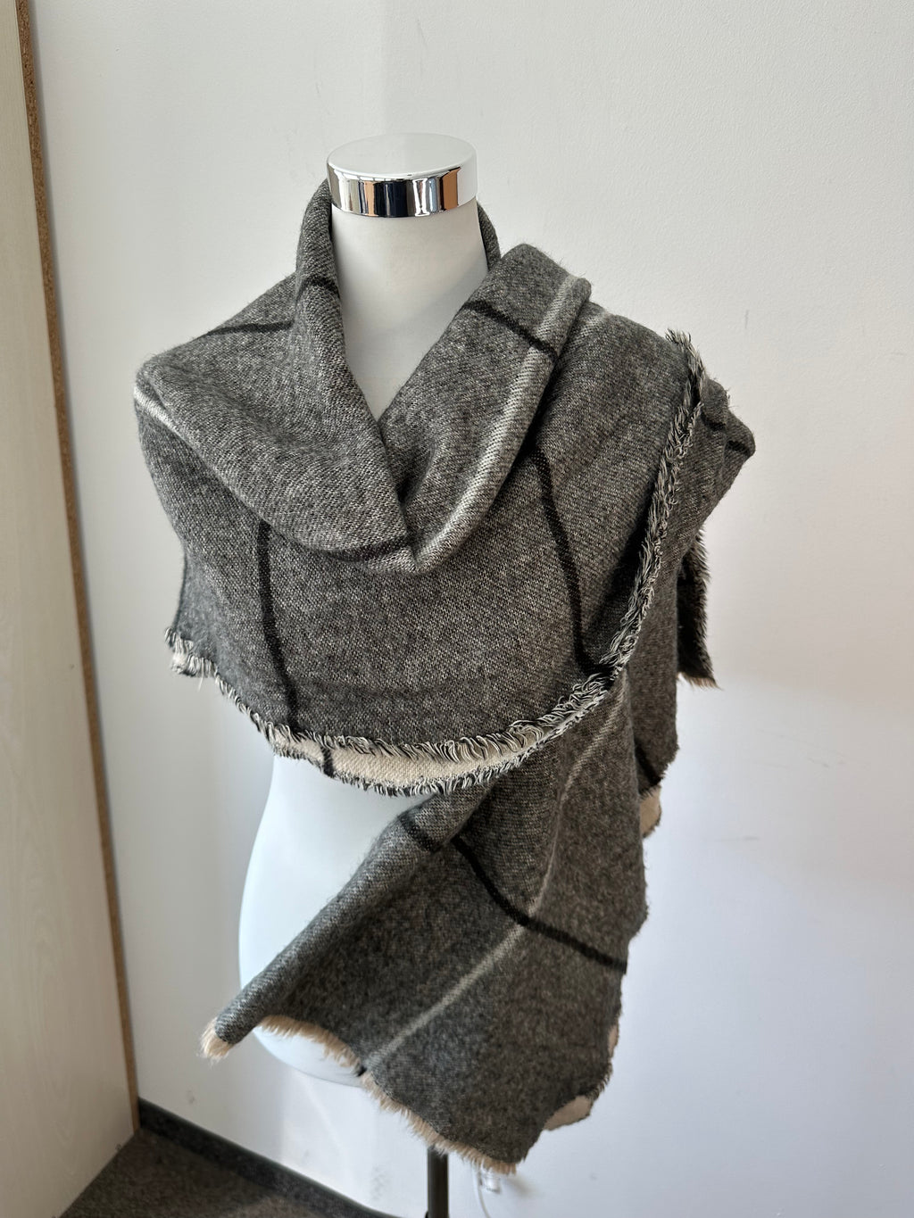 Wendeschal – Italian Wool, Grau/Beige, ca. 192×82 cm, Generic, neuwertig