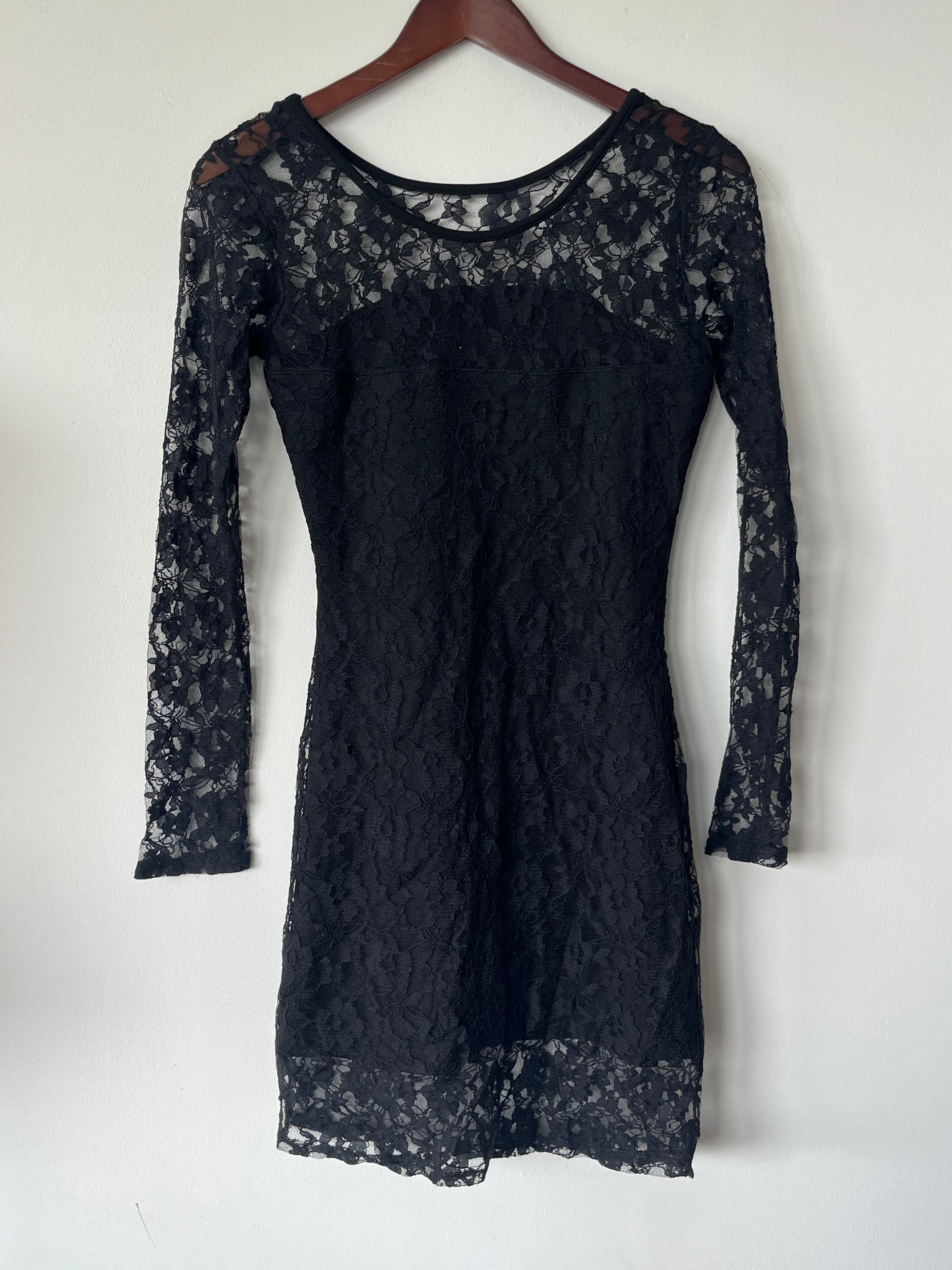 SIZE & NEEDLE Spitzenkleid – Schwarz, Gr. S, Sehr gut