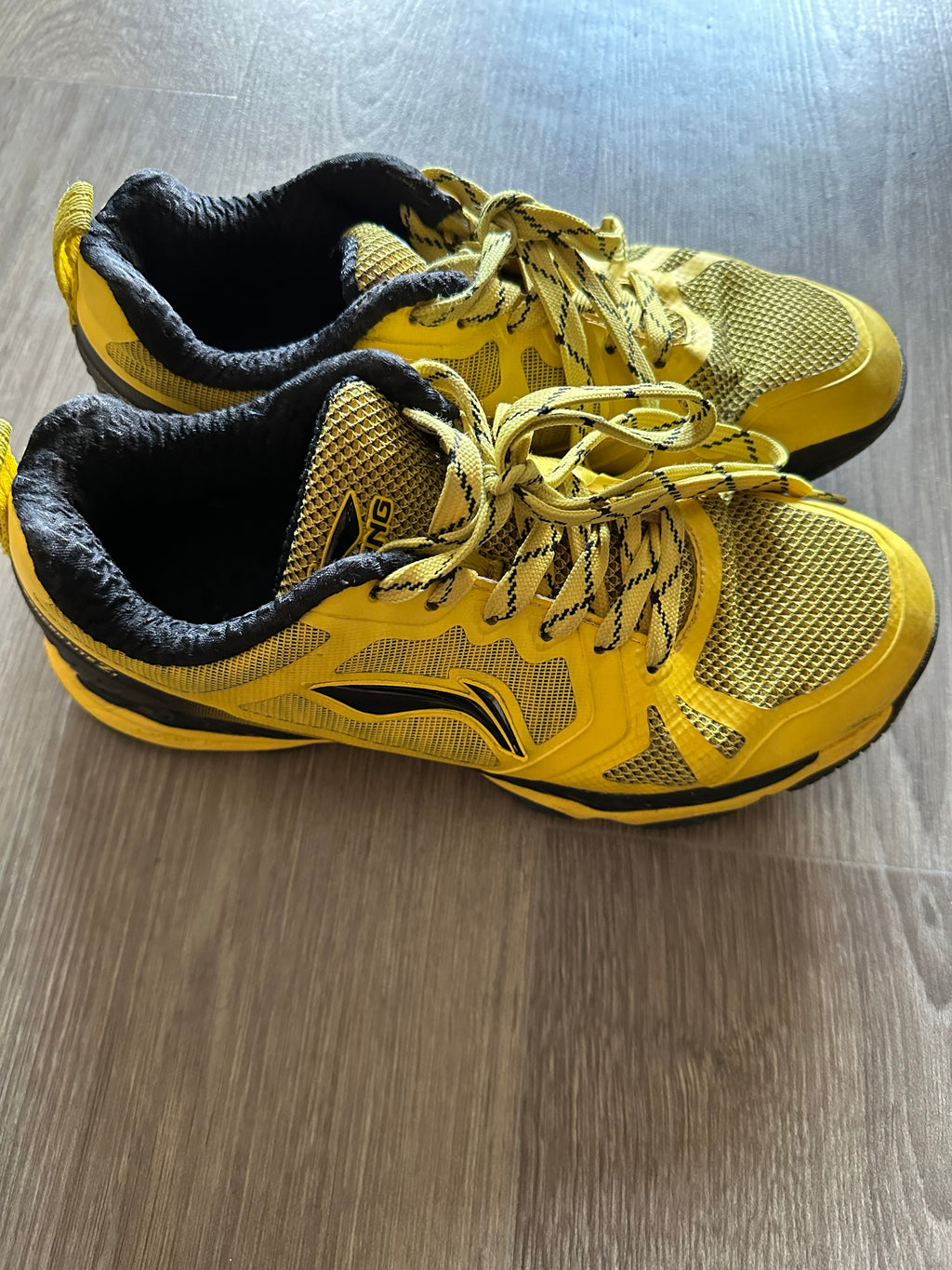 Li-Ning Arc Ace Laufschuhe – EU 39 – Gelb – Zustand: Gut