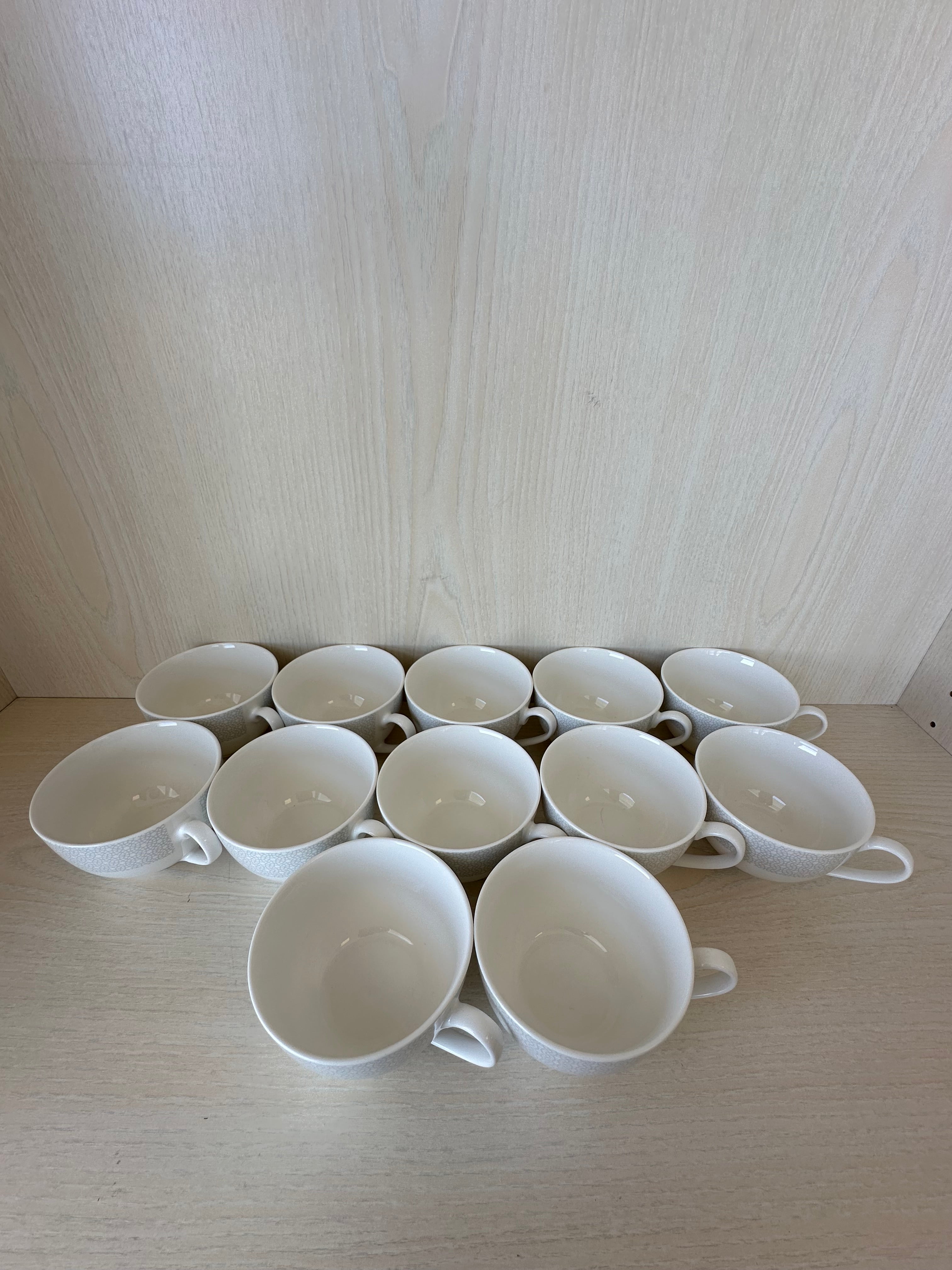 KHG Vesuvio Kaffeeset 24-tlg. – 12 Tassen & Untertassen, wie neu, Offwhite