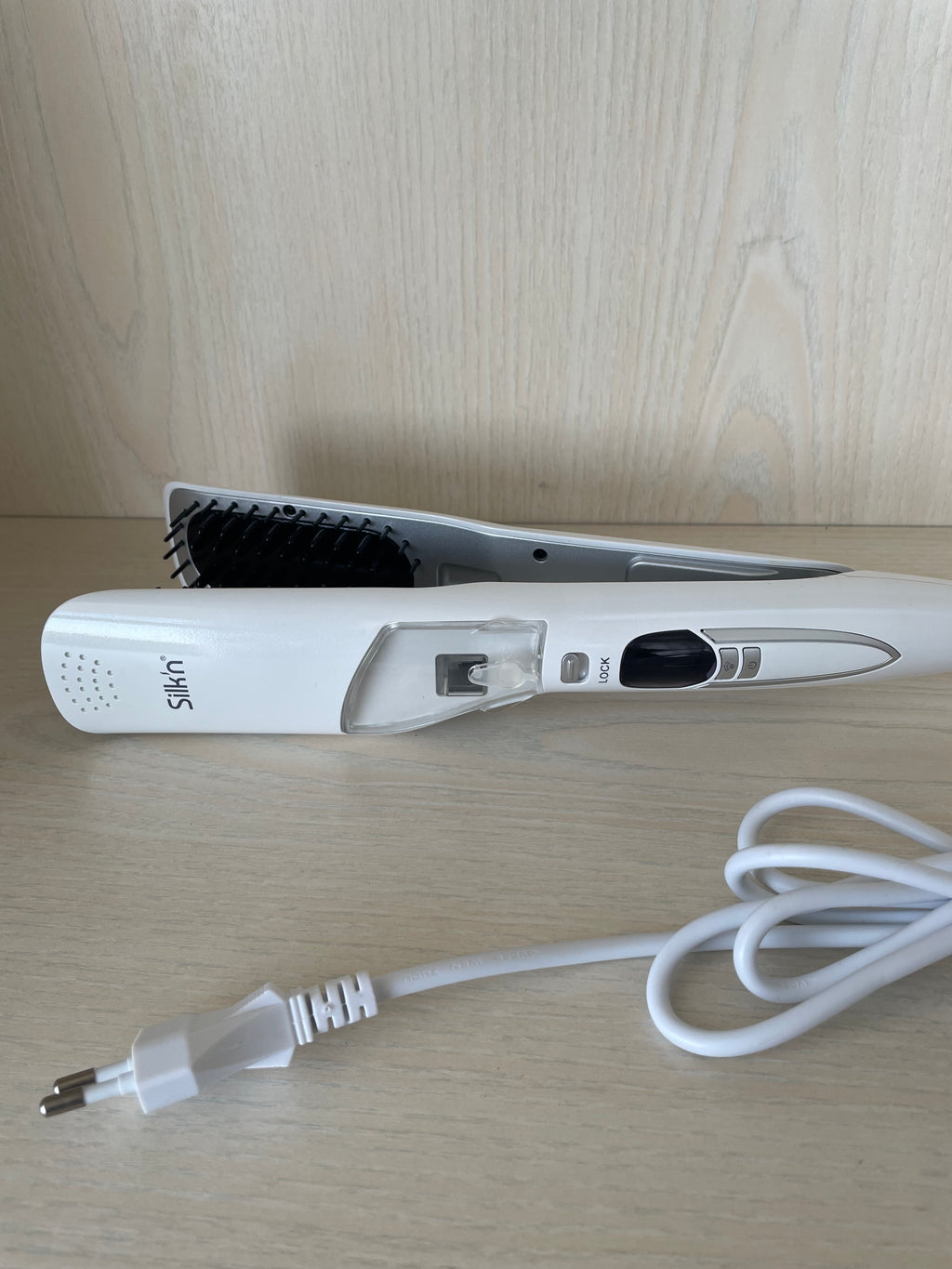 Silk’n GoBrush Mist Dampf-Glättbürste Weiß EU-Stecker Sehr Gut