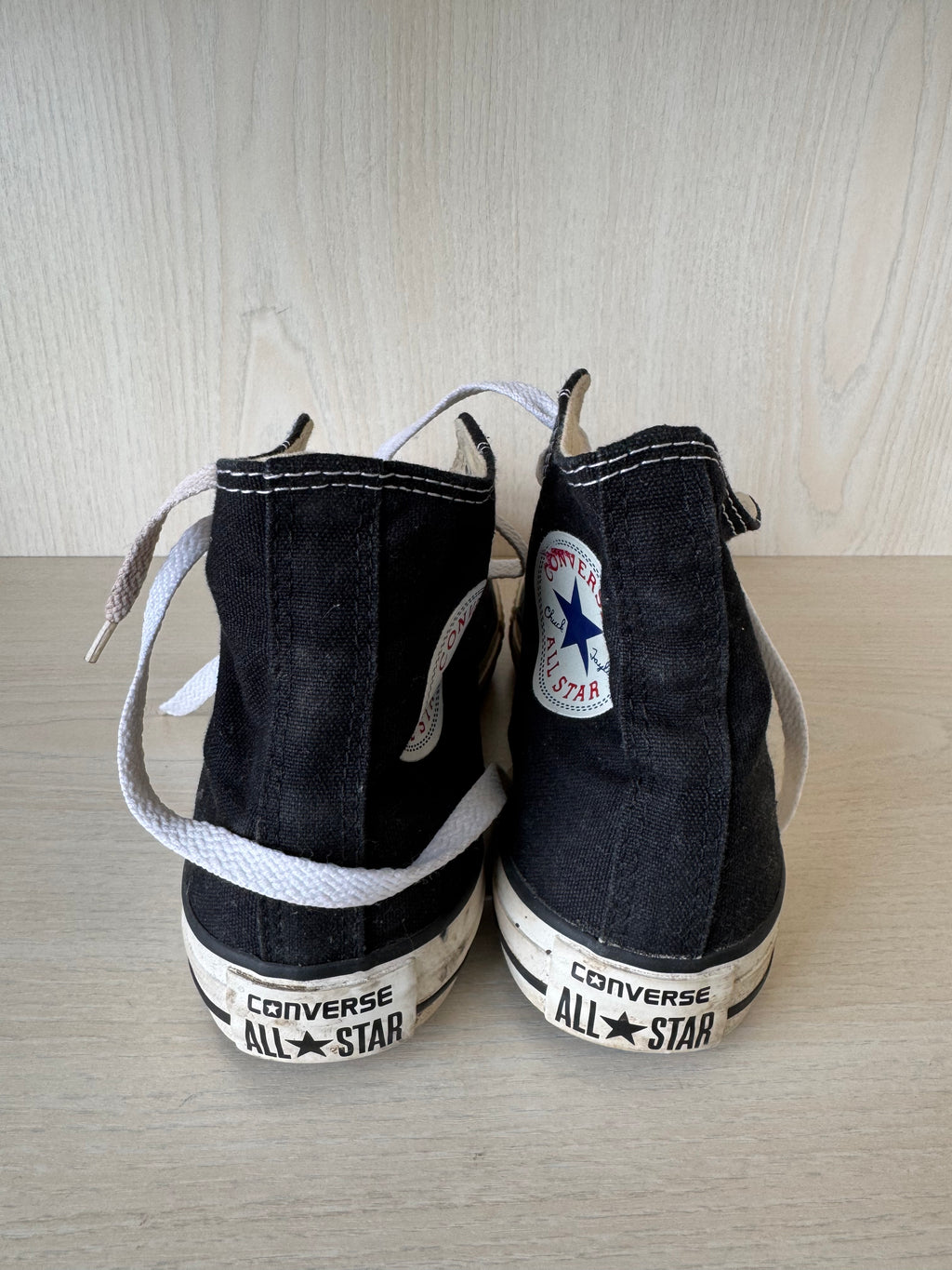 Converse Chuck Taylor High-Top Schwarz – Größe US 4,5 / EU 36 – Gebraucht