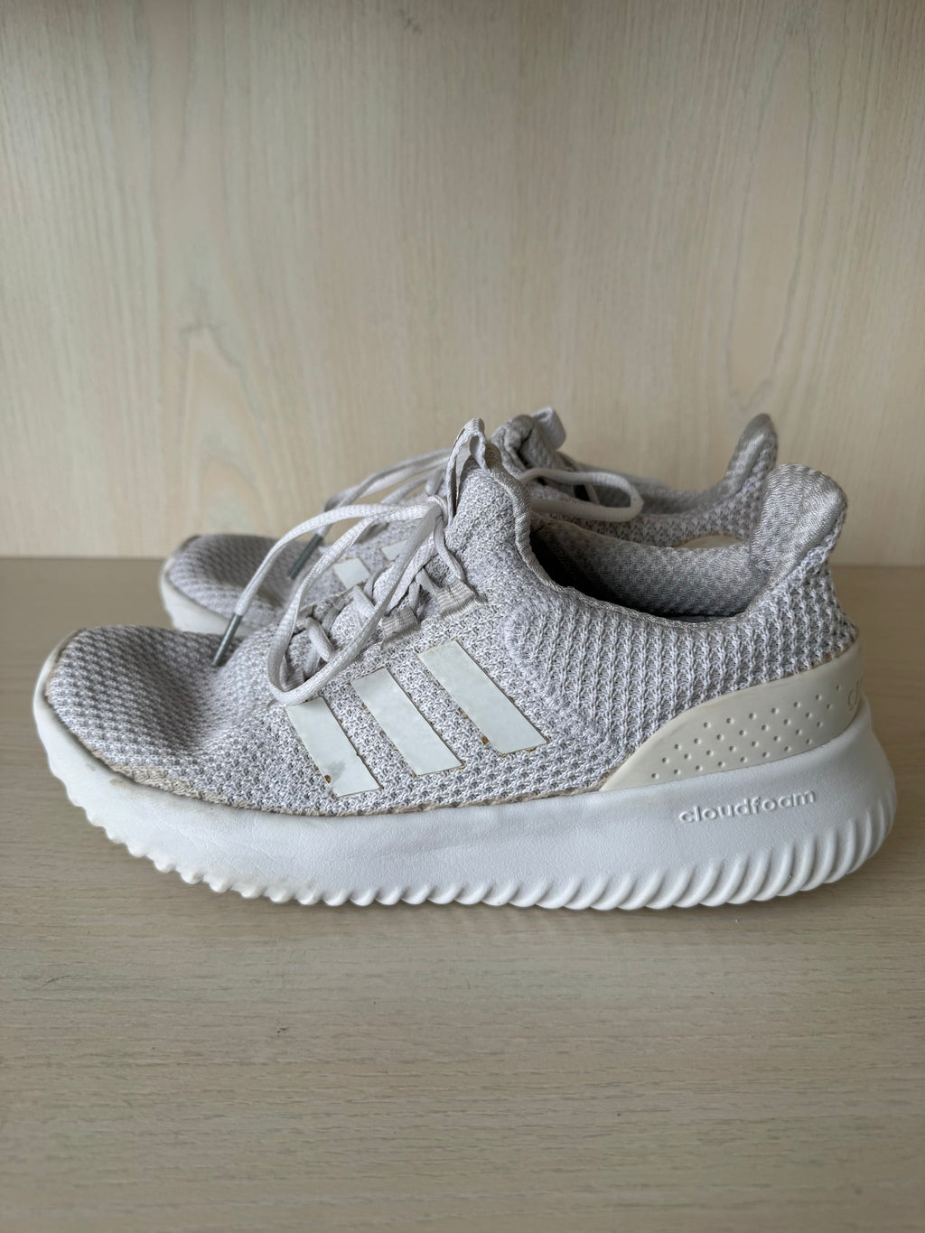 Adidas Cloudfoam Ultimate W – Damen – Weiß – EU 37 1/3 – Gebraucht