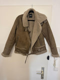 ZARA Faux Shearling Bikerjacke – Wildlederoptik, Braun, Gr. S, Wie Neu