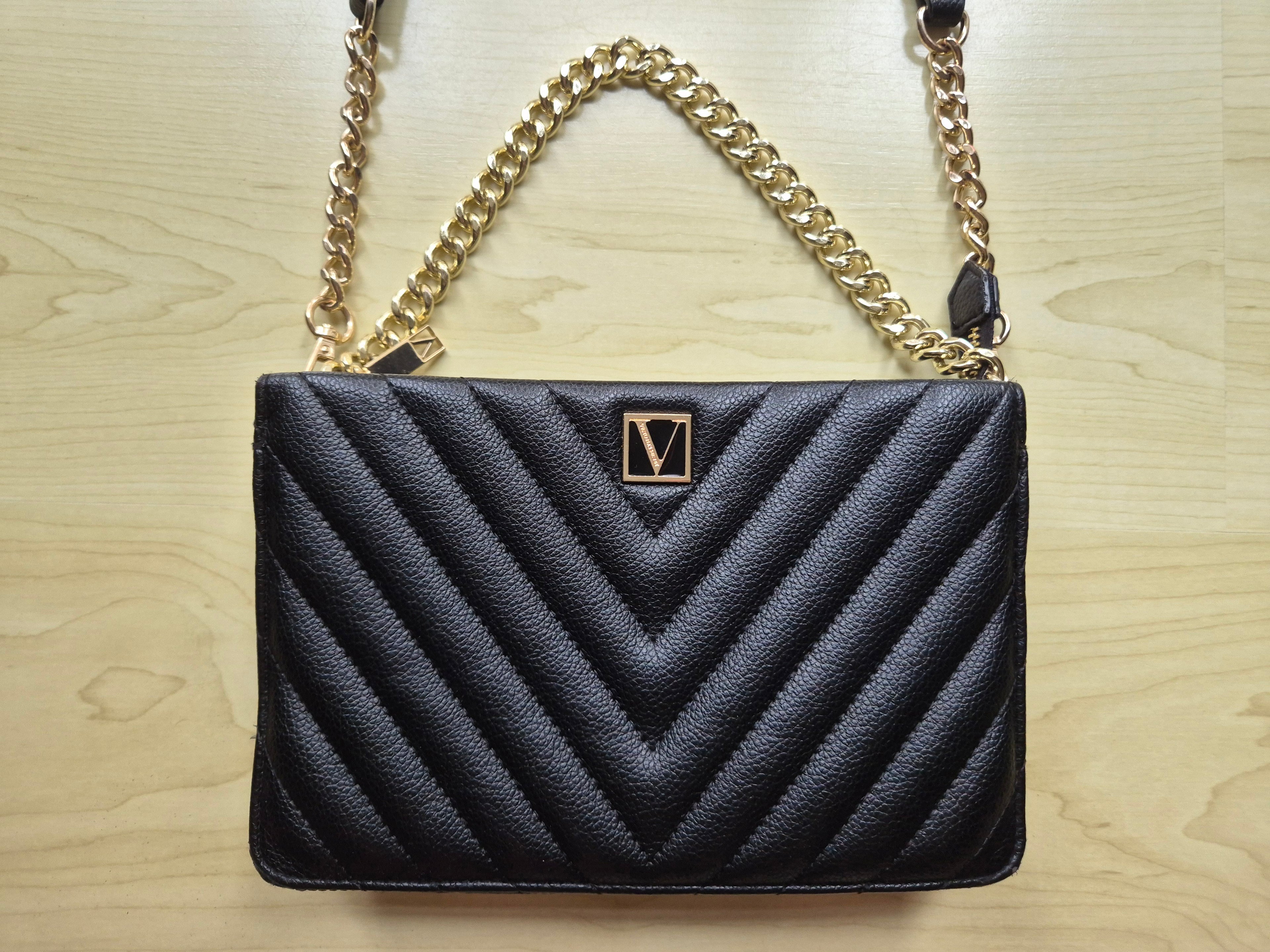 Victoria's Secret V Quilt Crossbody | Black | Gold Chain | Very Good Condition