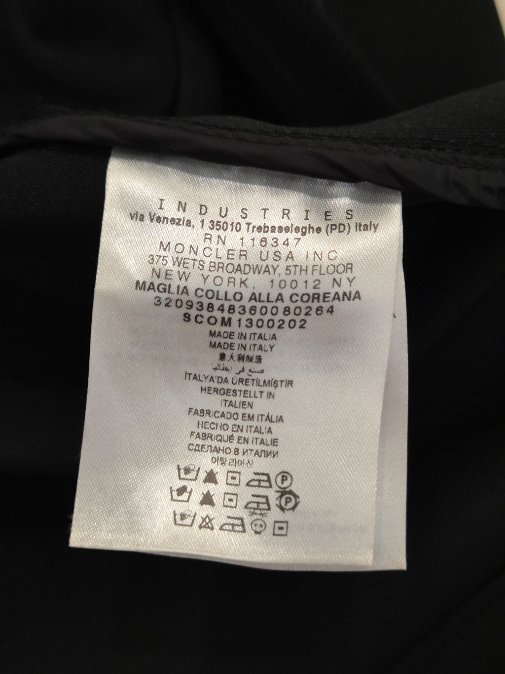Moncler Damen Lederjacke VGH Serie Schwarz Größe M – Authentisch QR Code