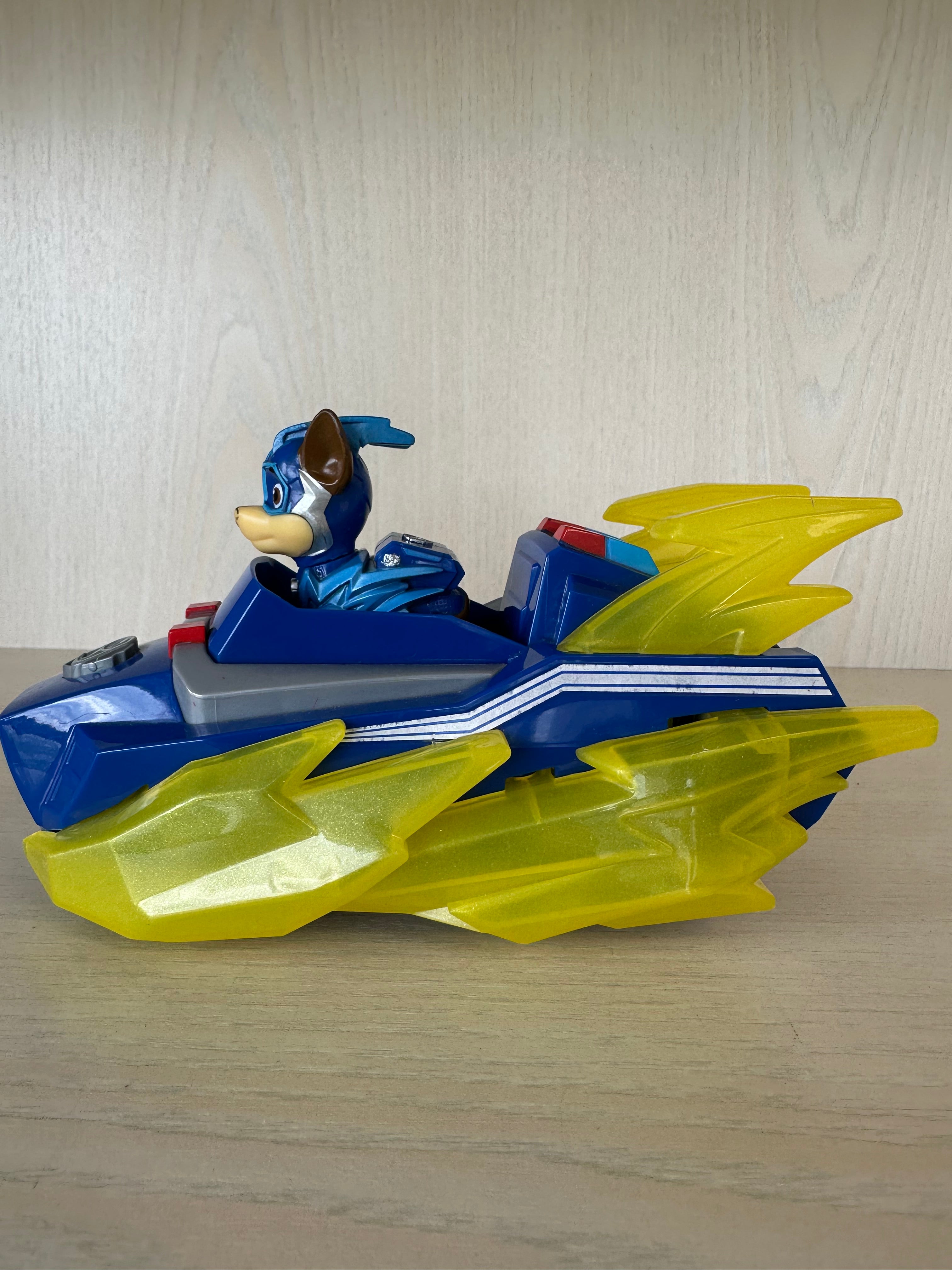 Paw Patrol Mighty Pups Charged Up Chase Deluxe Fahrzeug + Figur, Blau, Sehr Gut