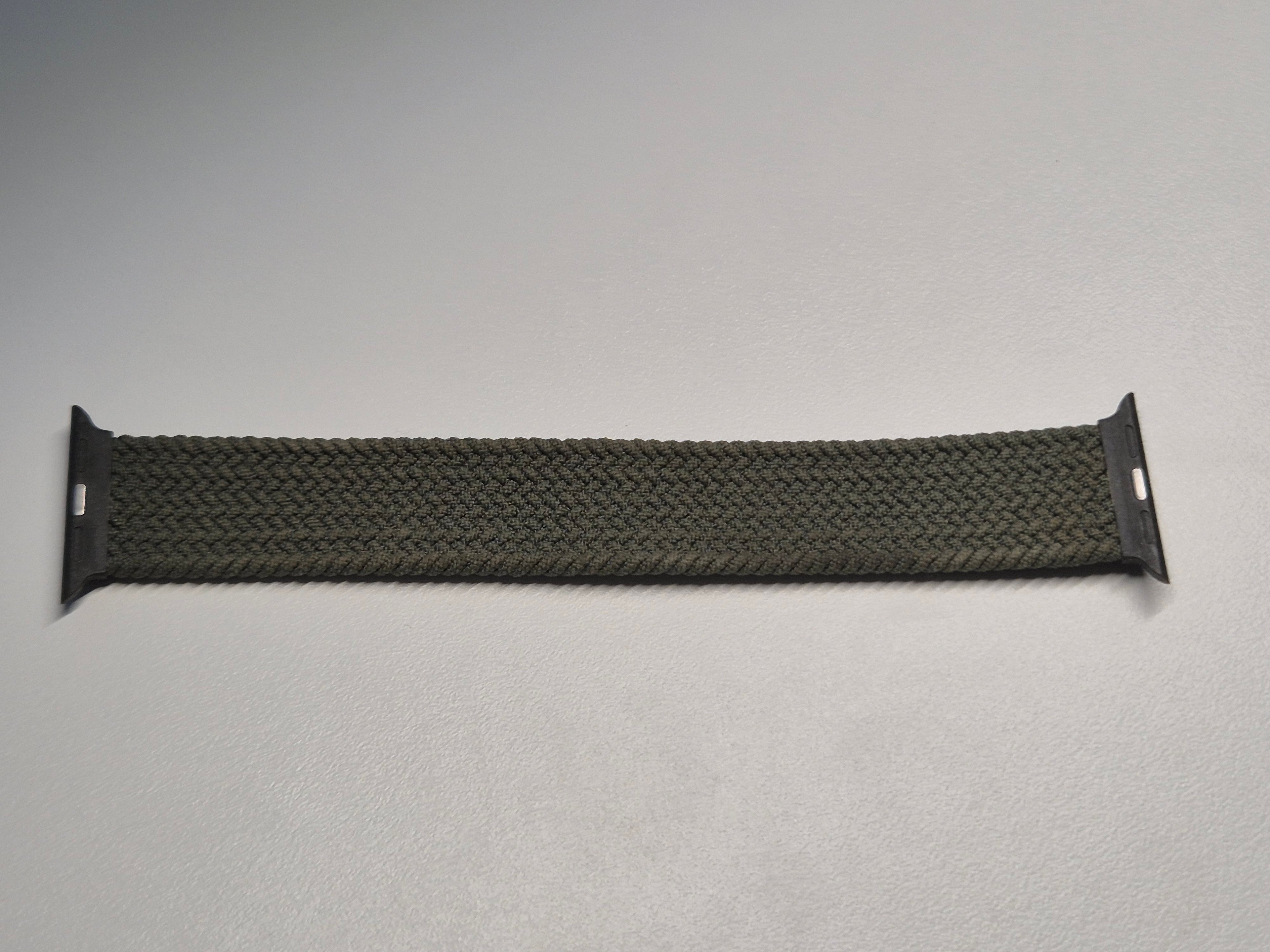 Apple Braided Solo Loop „Olive“, 40mm – Guter Zustand