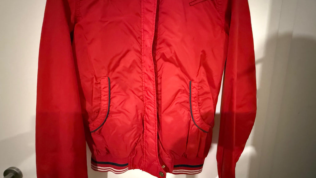Tommy Hilfiger Heritage Windbreaker Bomberjacke Rot Gr. M Zustand Mangelhaft