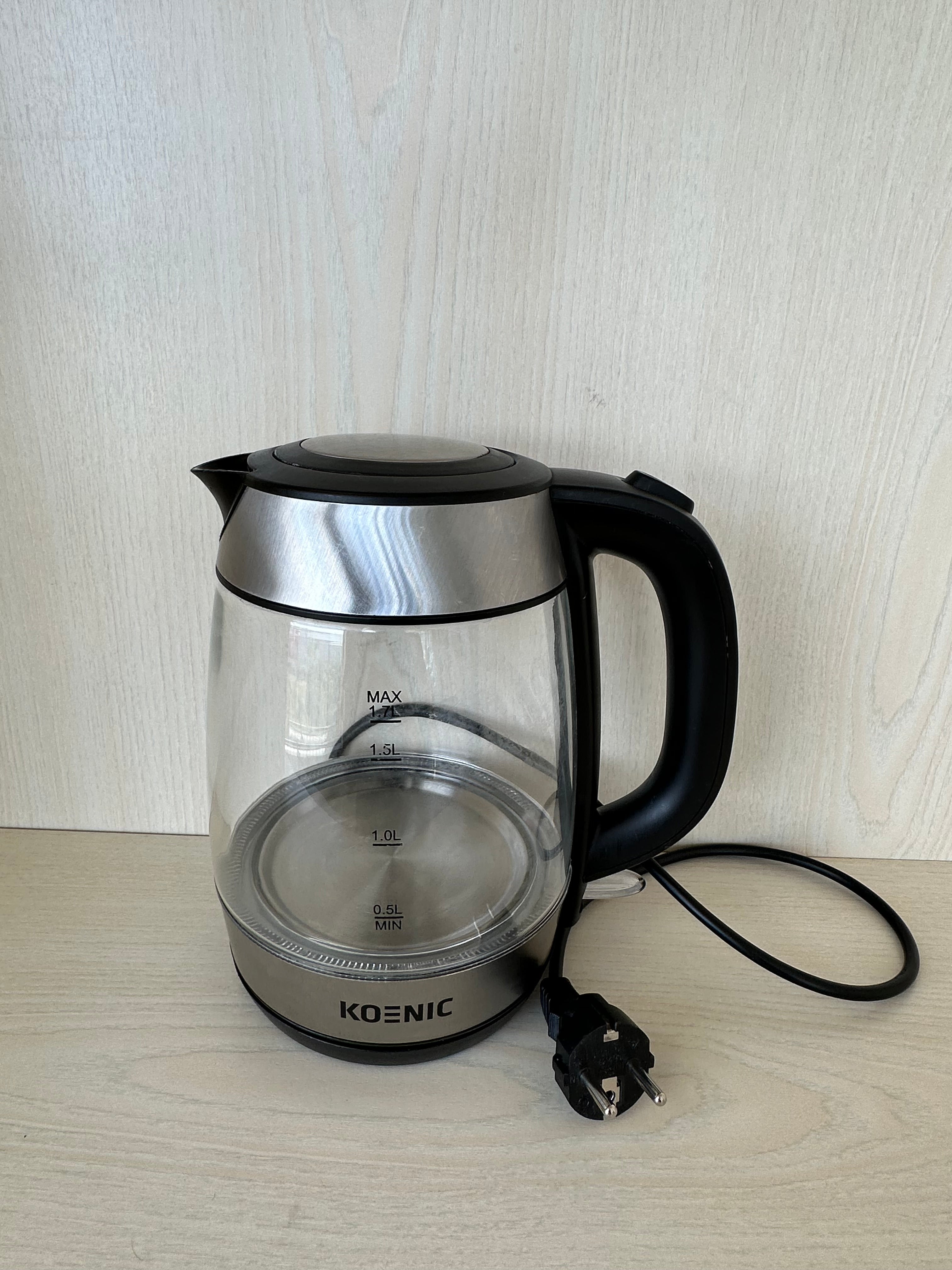 Koenic Kettle K17 – Glas, 1,7L, Silber/Schwarz, Sehr guter Zustand