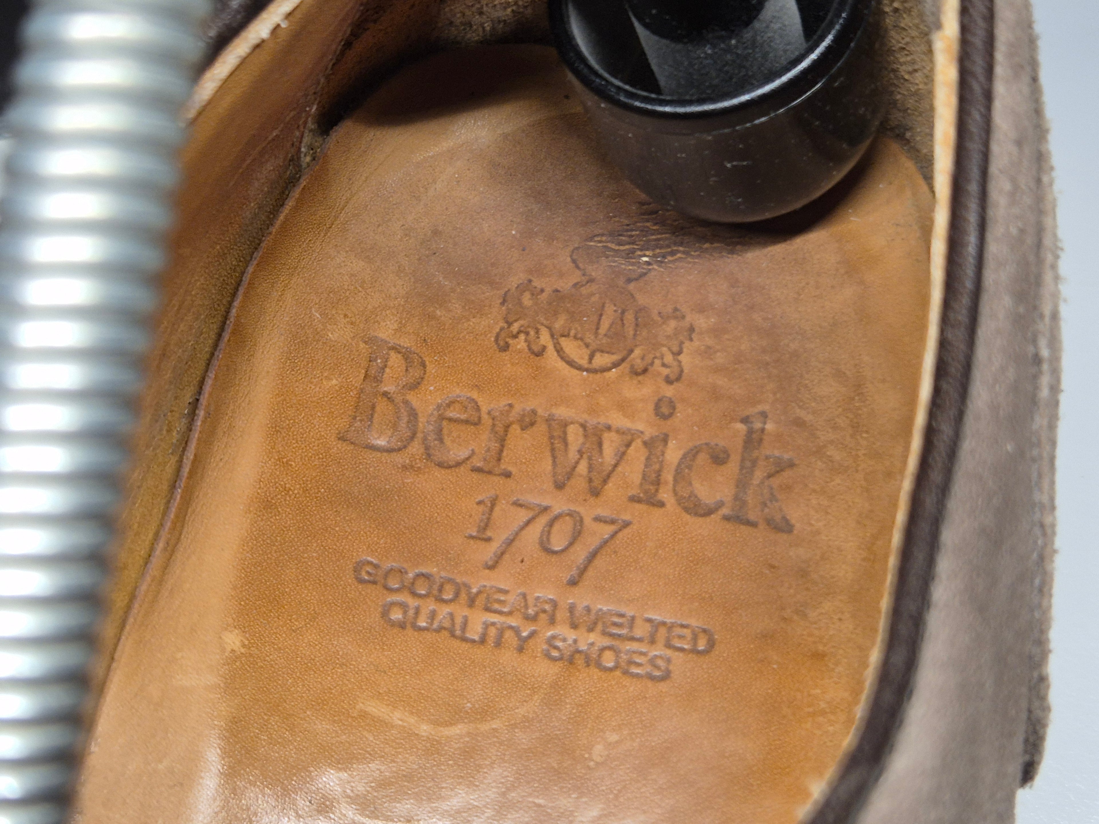 Berwick Split-Toe Derby, Wildleder Mink, EU 42, guter Zustand, mit Dustbag