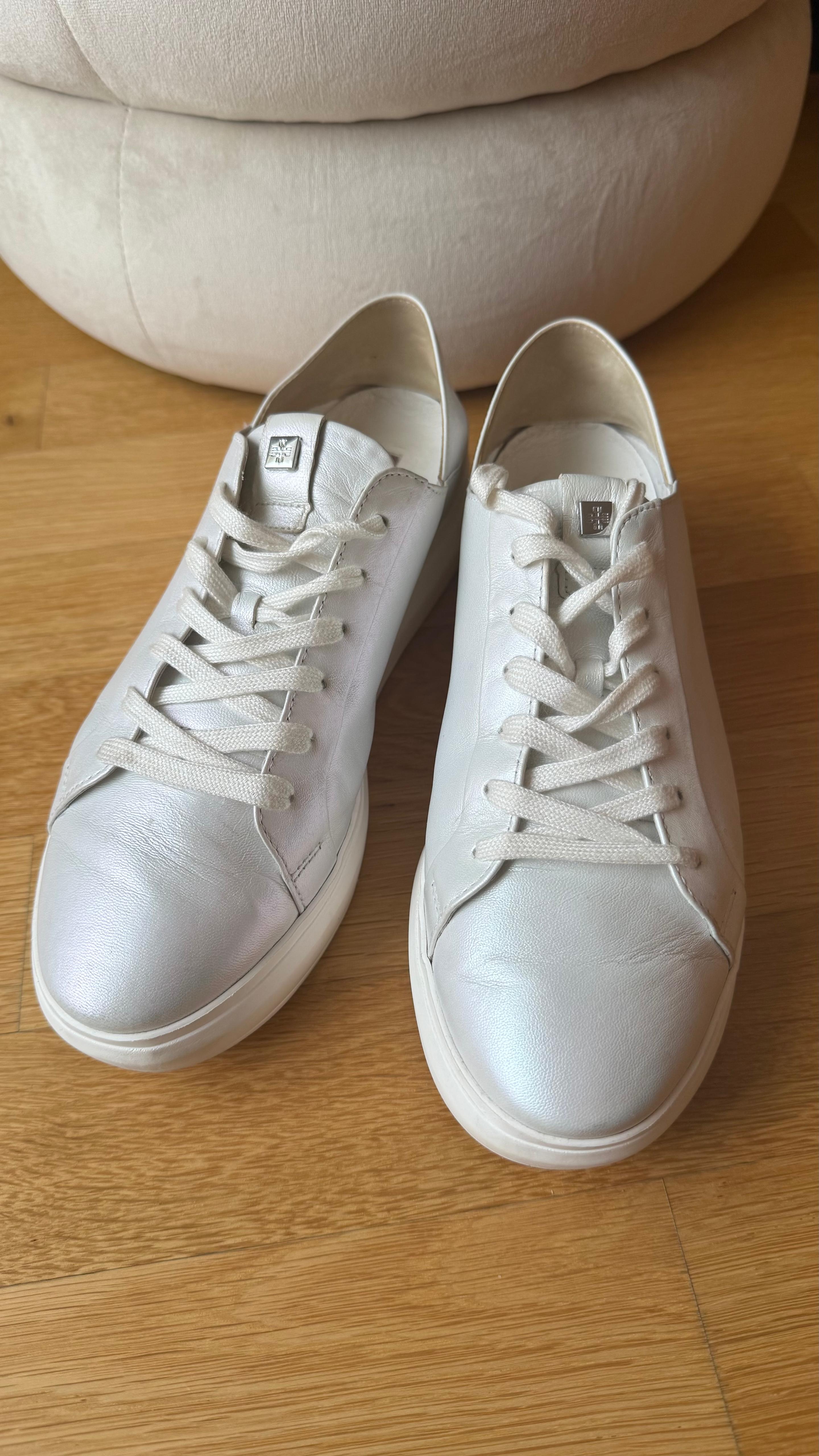Högl White/Silver Leather Sneakers | EU 38.5 | Good Condition