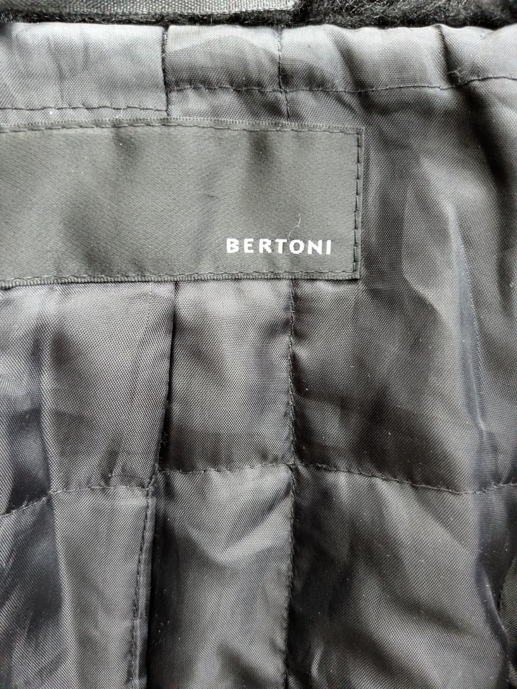 Bertoni Wollmantel mit Kunstfellkragen – Schwarz, Größe L, Guter Zustand