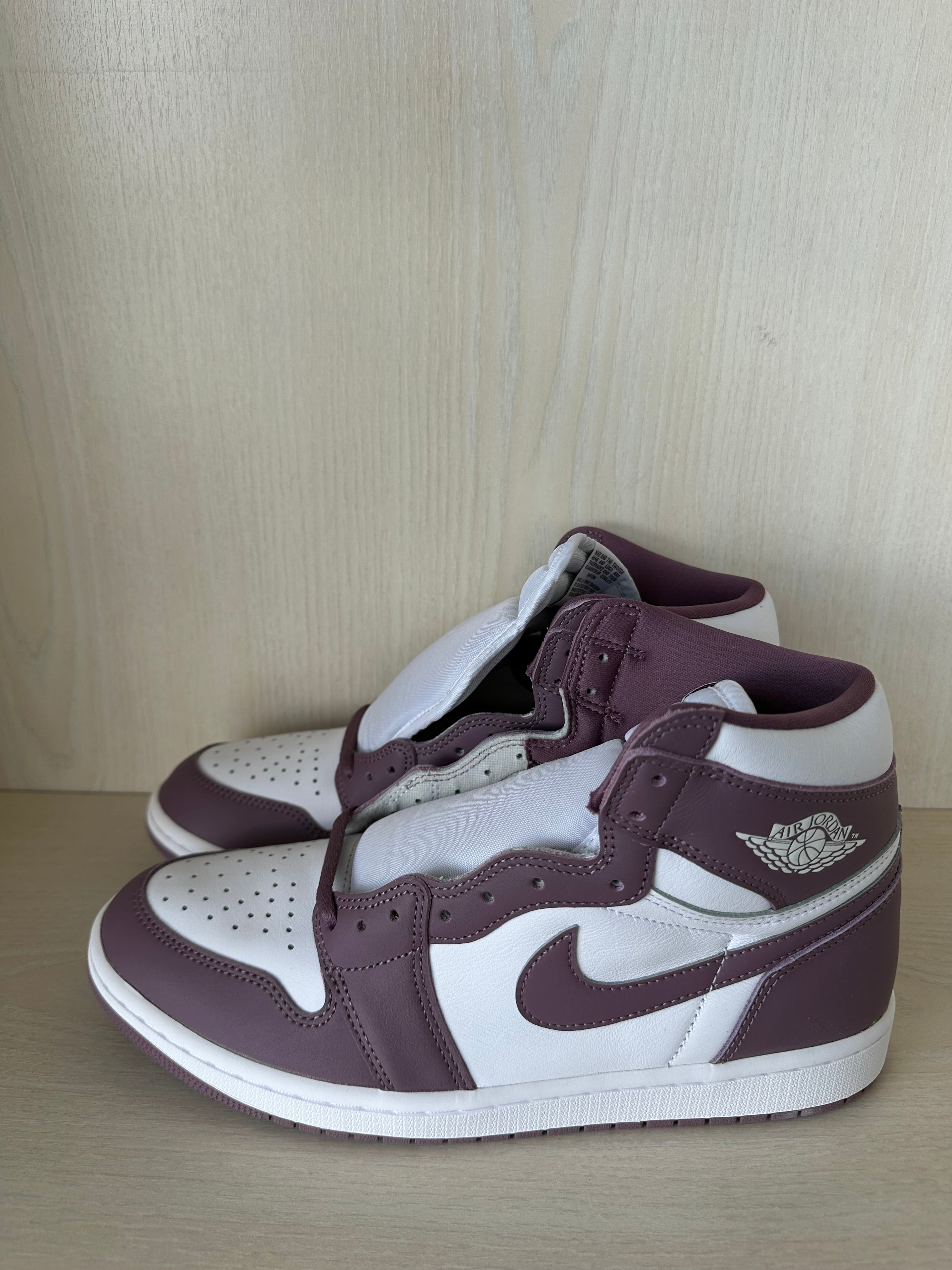 Nike Air Jordan 1 Retro High OG Mauve Weiß EUR 42 Neu