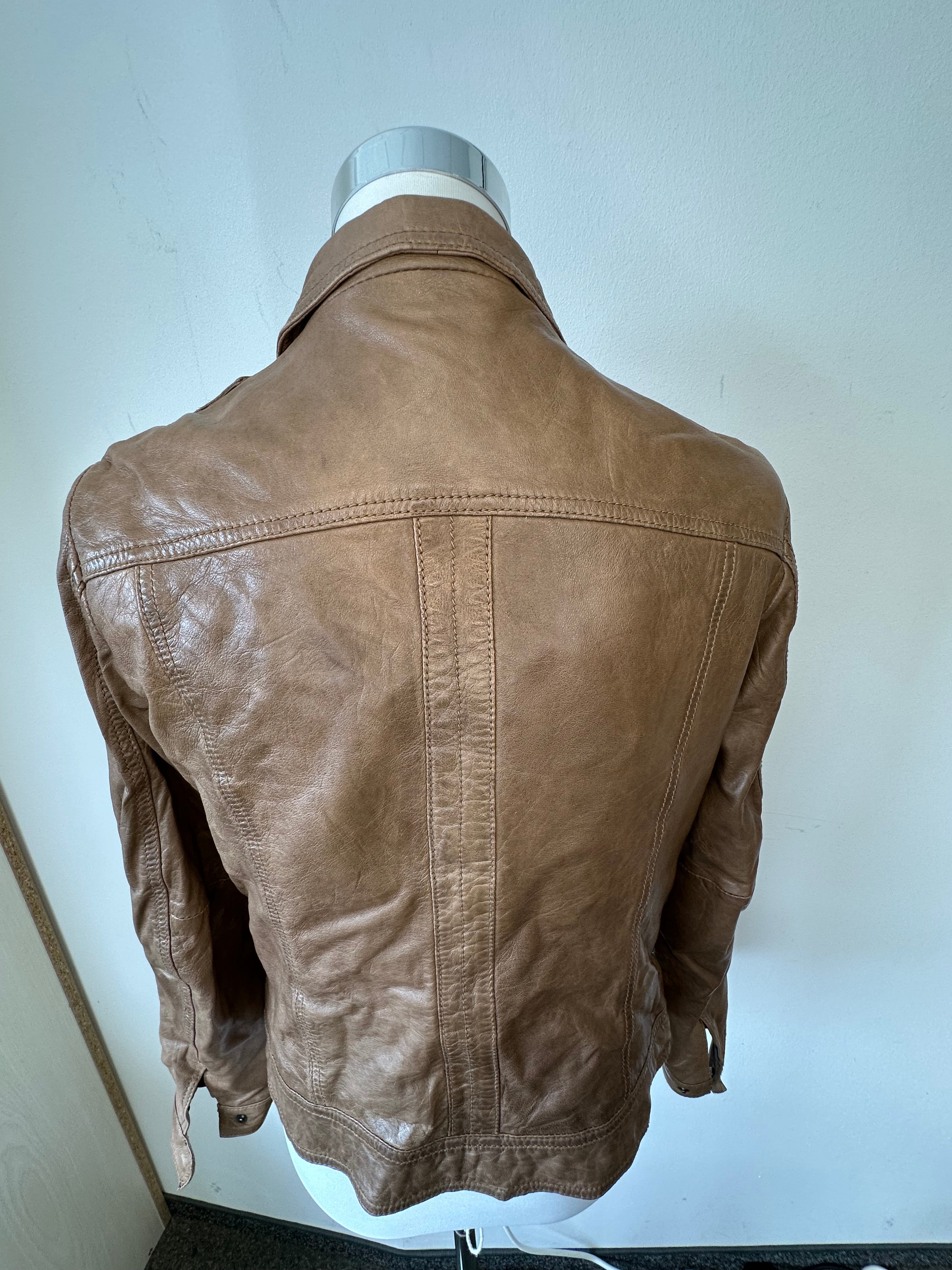 Massimo Dutti Lambskin Leather Jacket XS Brown – Very Good Condition
