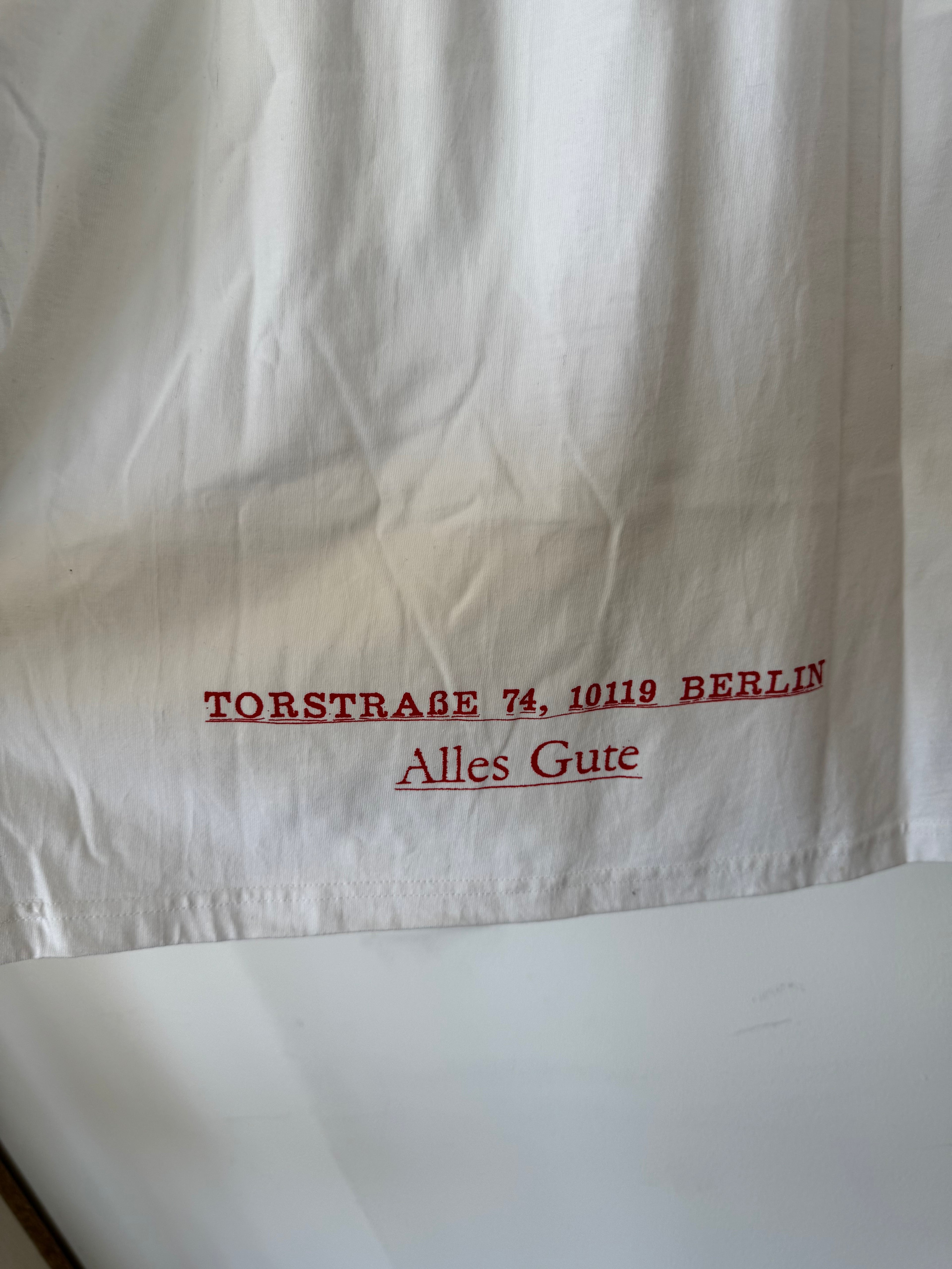 Supreme Box Logo Tee „Berlin / Alles Gute“ – Weiß, Größe M, wie neu