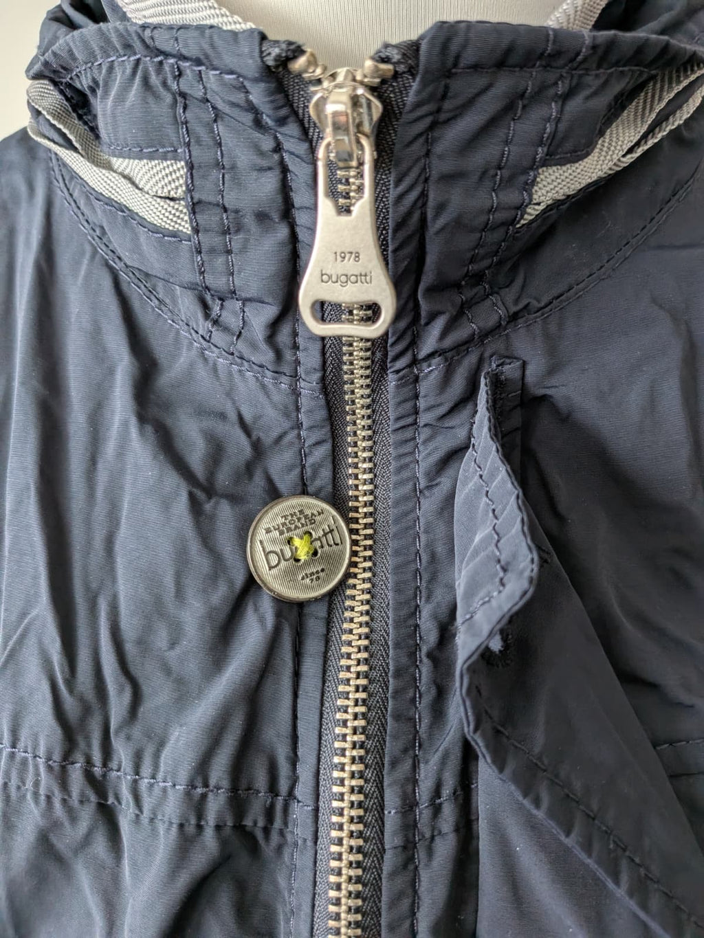 Bugatti Flexcity Men’s Jacket, Size 27 (EU 54 Short), Navy, Very Good