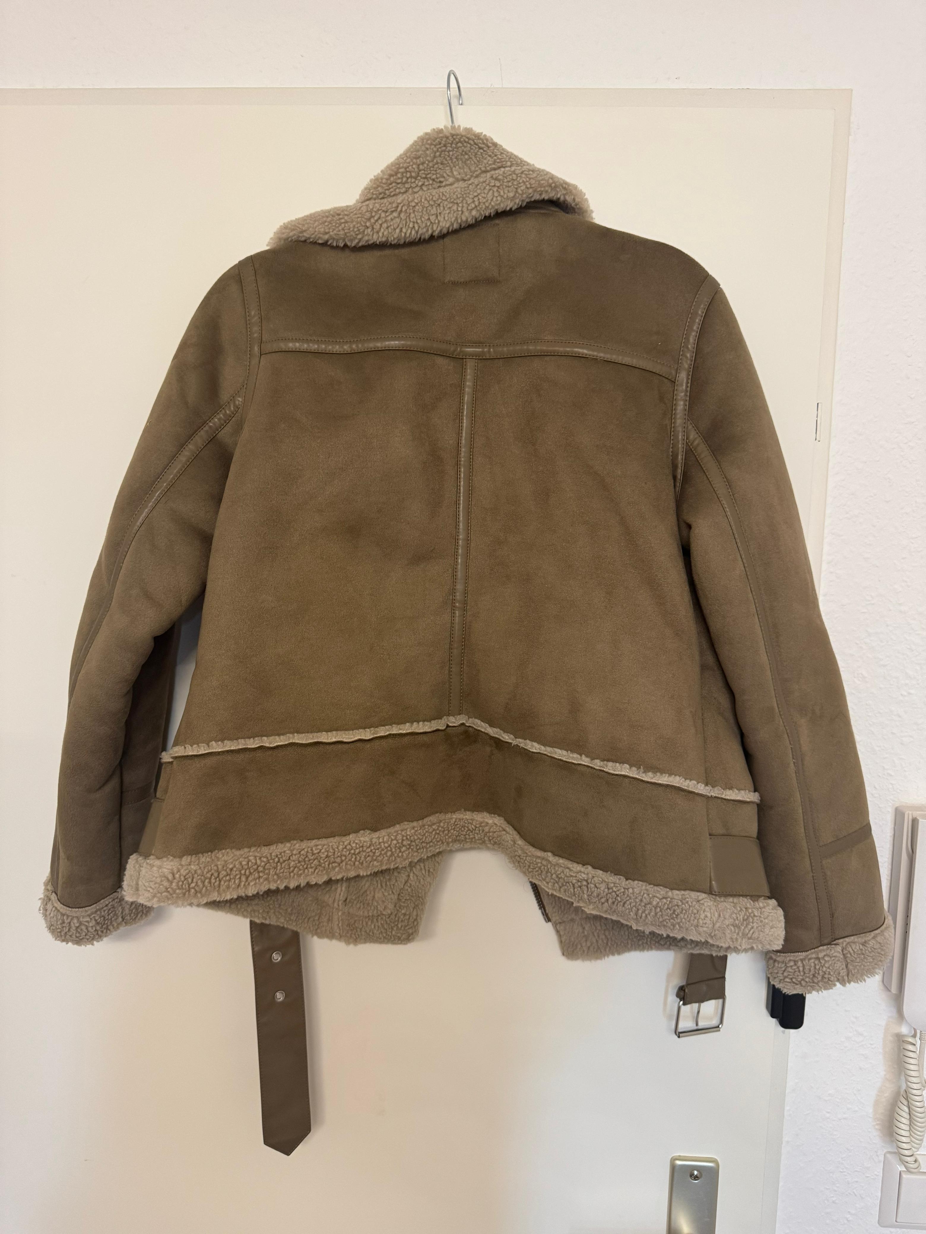 ZARA Faux Shearling Bikerjacke – Wildlederoptik, Braun, Gr. S, Wie Neu
