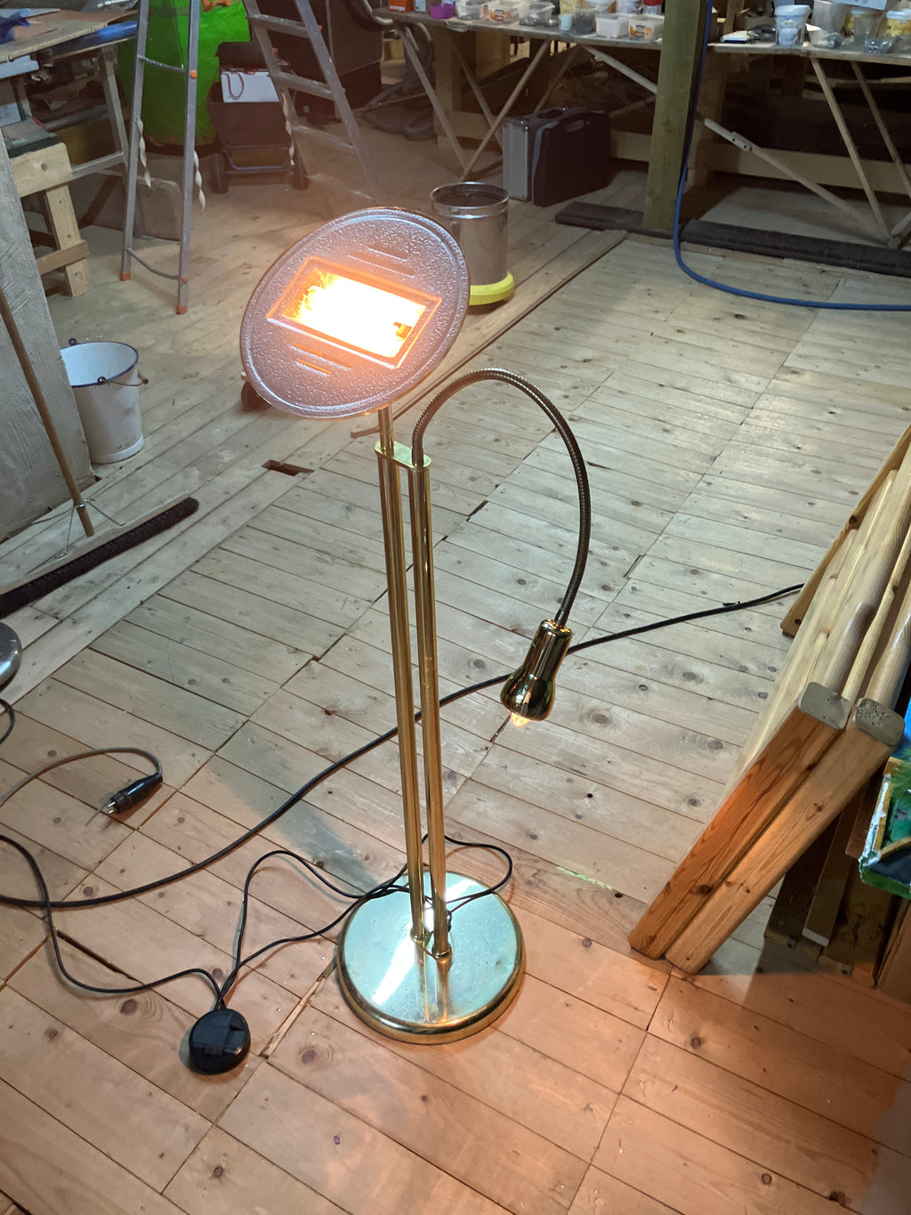 Generic Brass Torchiere Floor Lamp with Reading Light, 180 cm, Like New