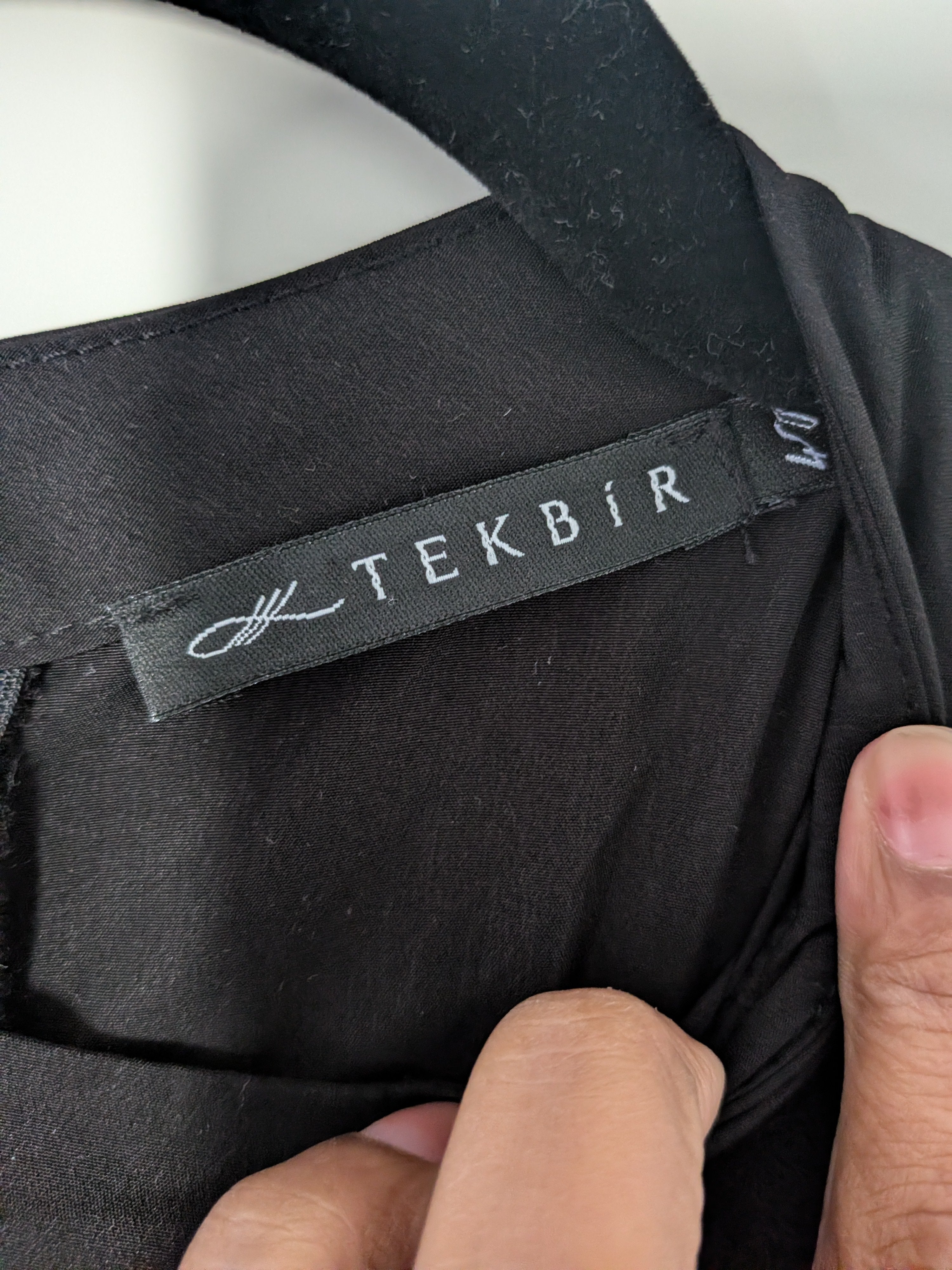 Elegant Tekbir Dress • EU 40 • Navy Blue • High Neck • Very Good Condition