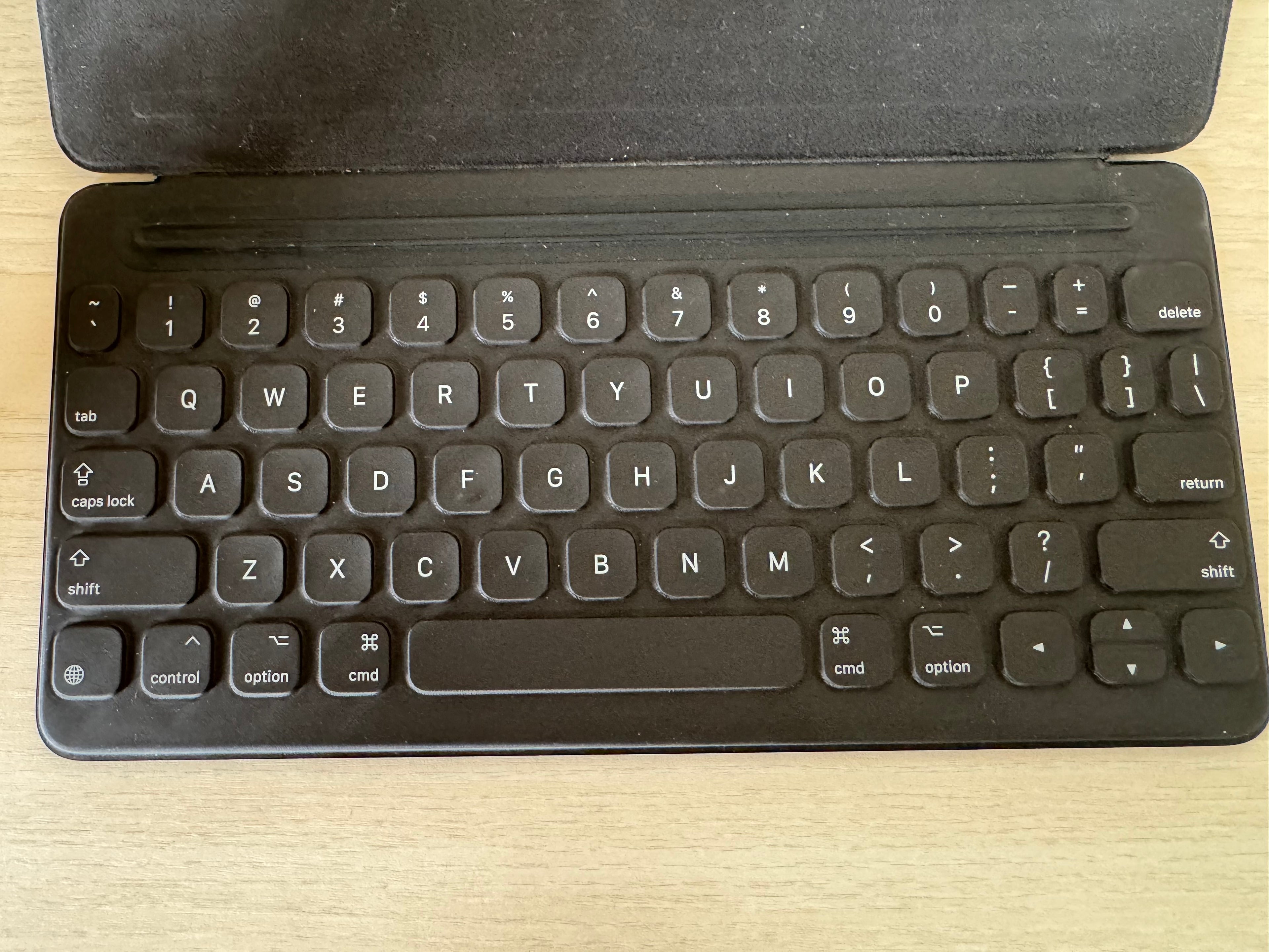 Apple Smart Keyboard 10.5 (A1829), Schwarz, guter Zustand, OVP