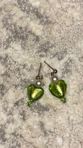 Vintage Grüne Murano-Stil Glas Herz Ohrstecker mit Kunstperlen, guter Zustand