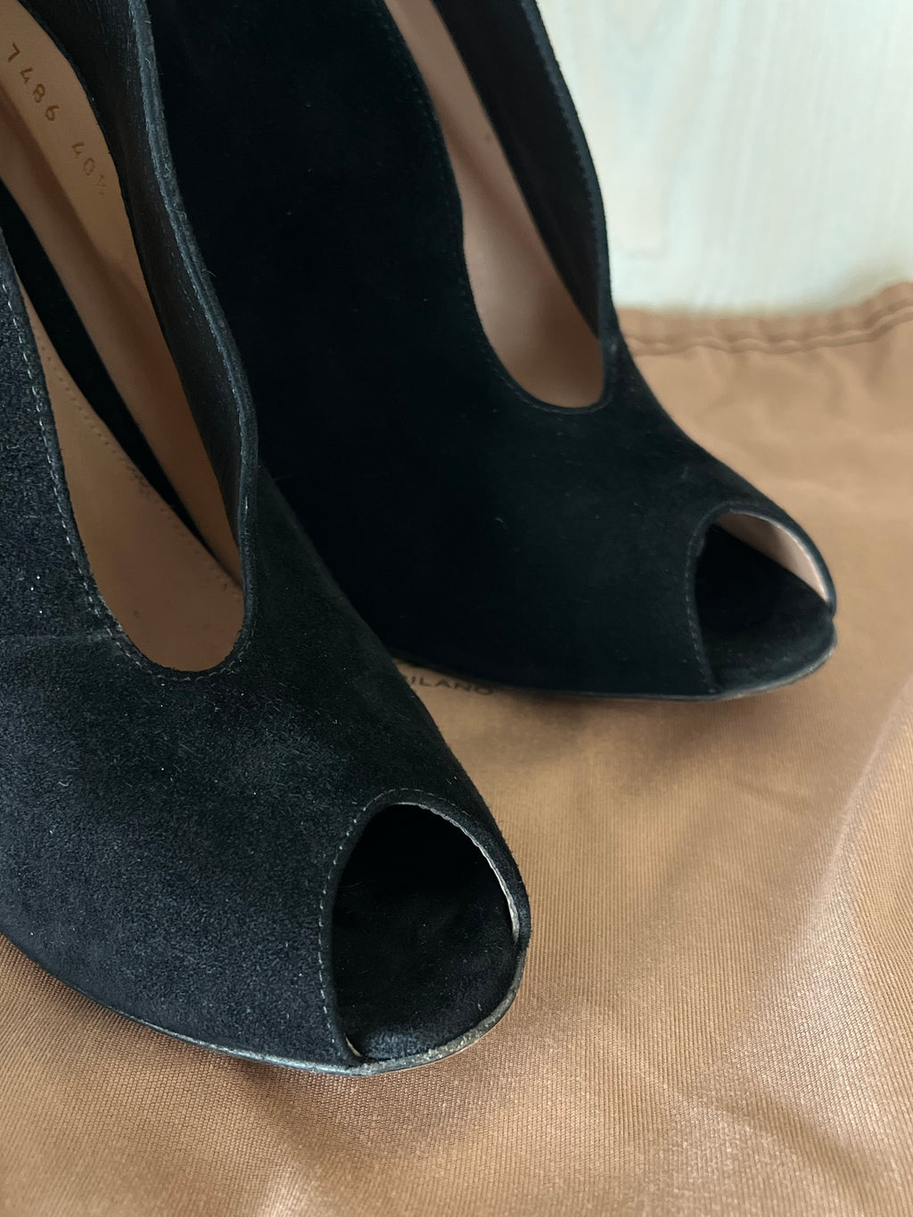 Gianvito Rossi Vamp Stiefeletten Schwarz Veloursleder Gr. 40.5 Sehr Gut