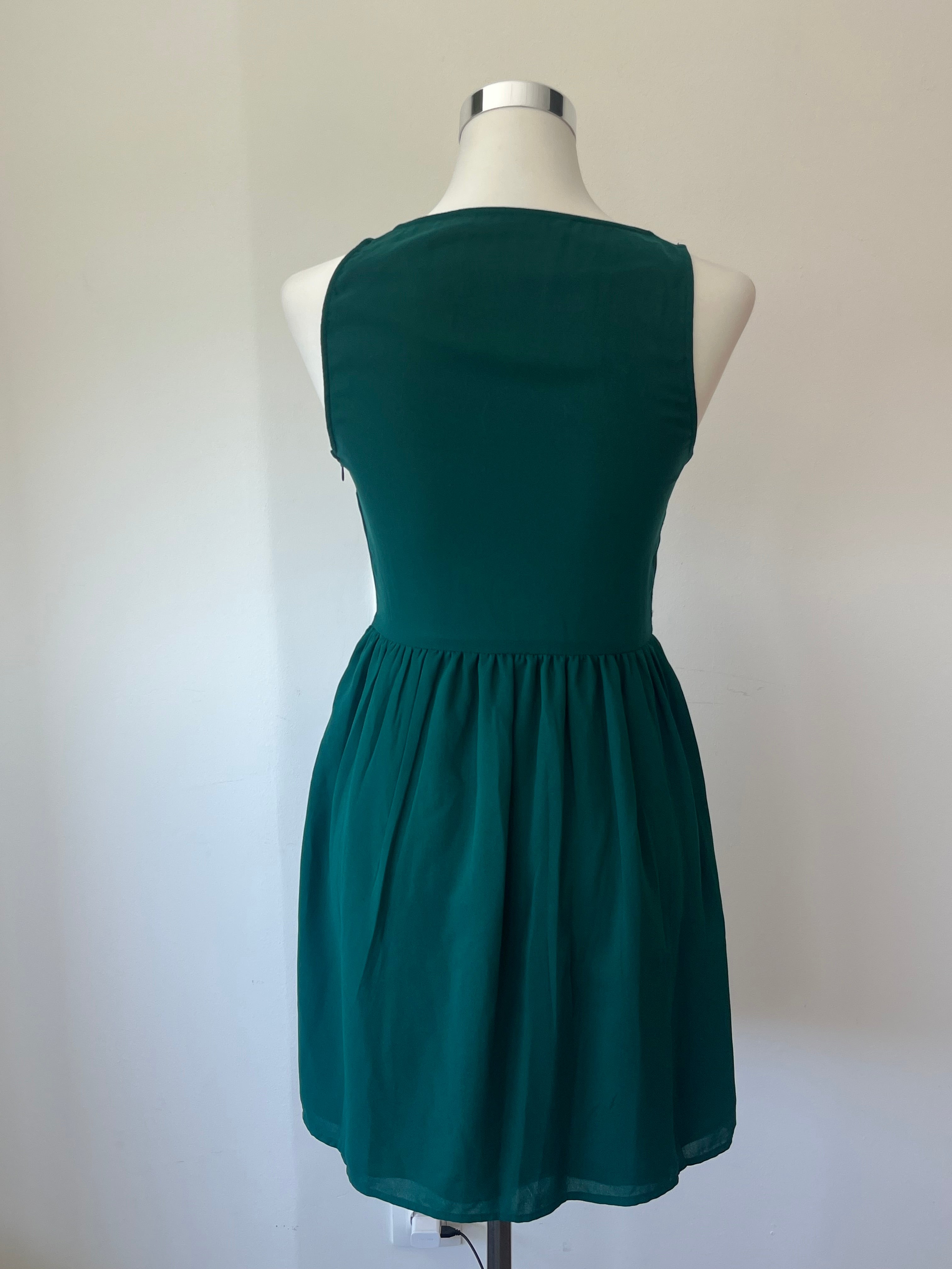 Zara TRF Kleid mit Perlen, Gr. S, Teal, Sehr guter Zustand