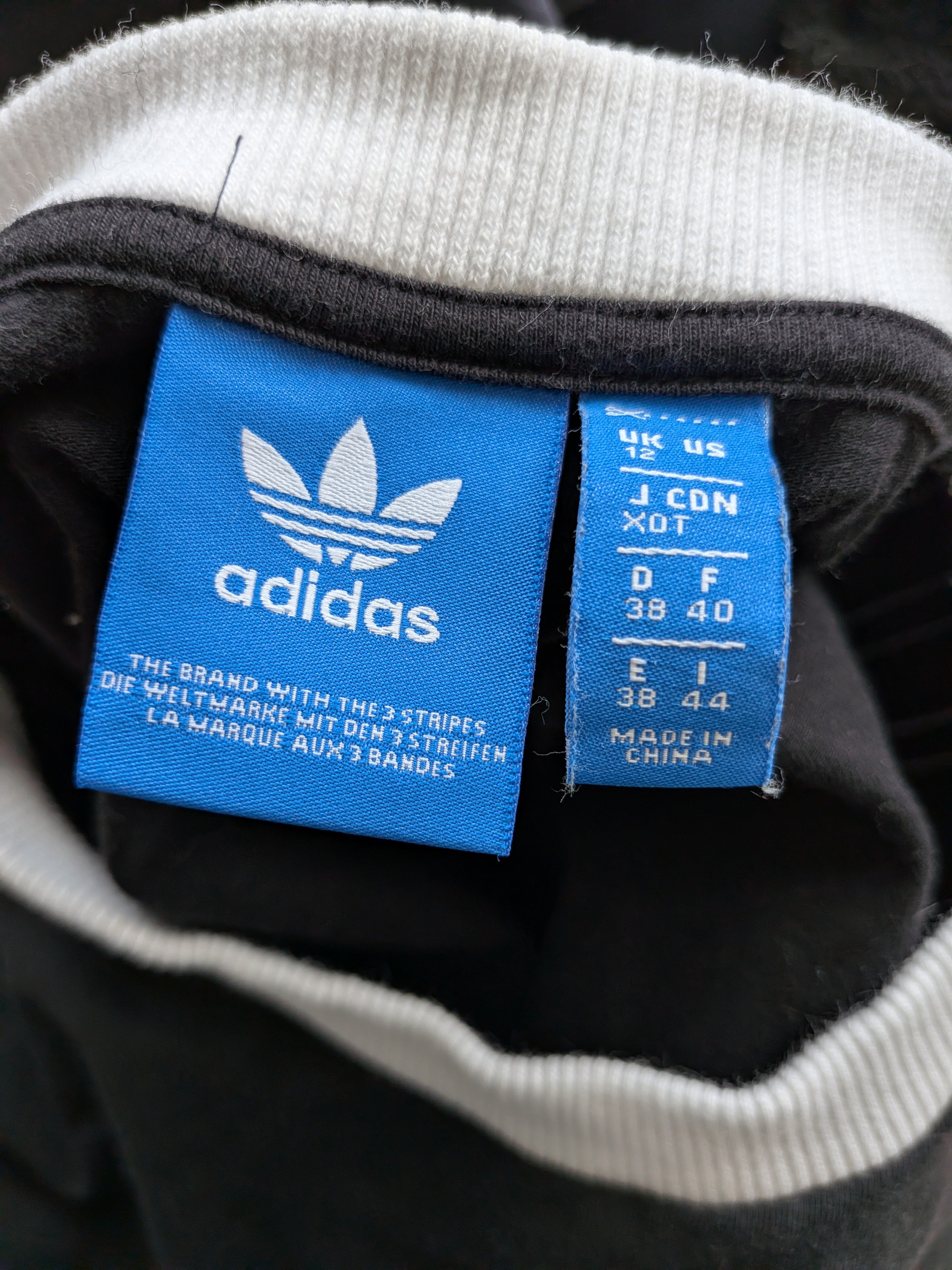 Adidas Originals 3-Stripes Langarmshirt Damen, Schwarz, Gr. M, Sehr gut