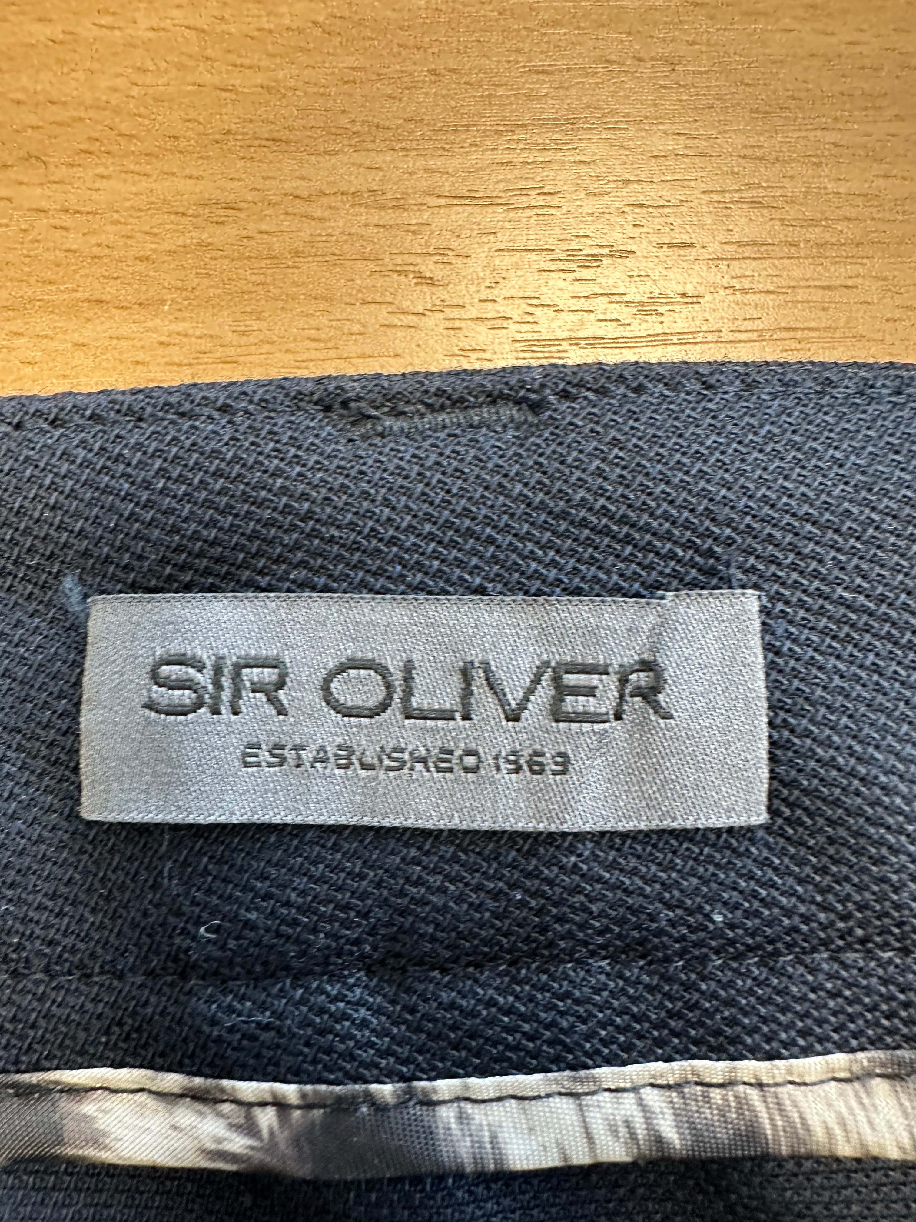 Sir Oliver Women's Blazer Suit UK 12 Black, Very Good Condition