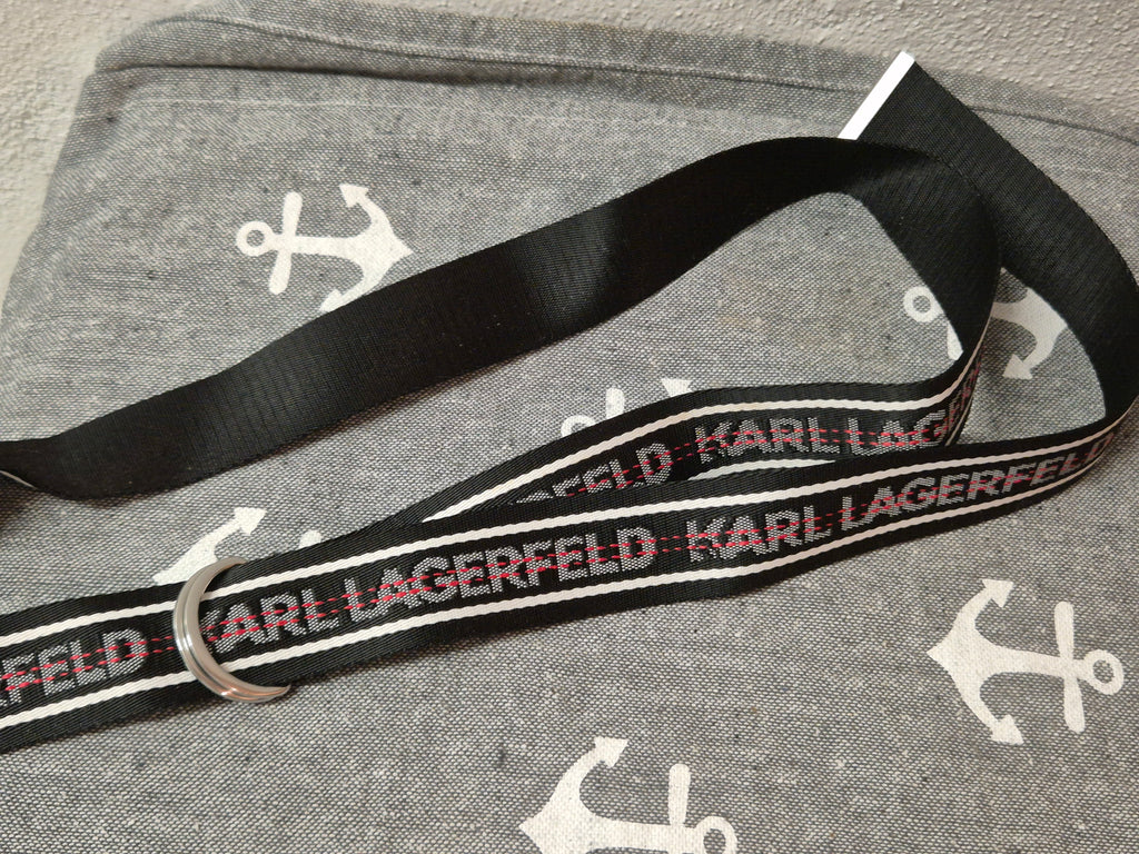 Karl Lagerfeld Plissiertes Blumen Maxikleid, XS (IT 38/FR 34), Schwarz/Rot, Sehr Gut