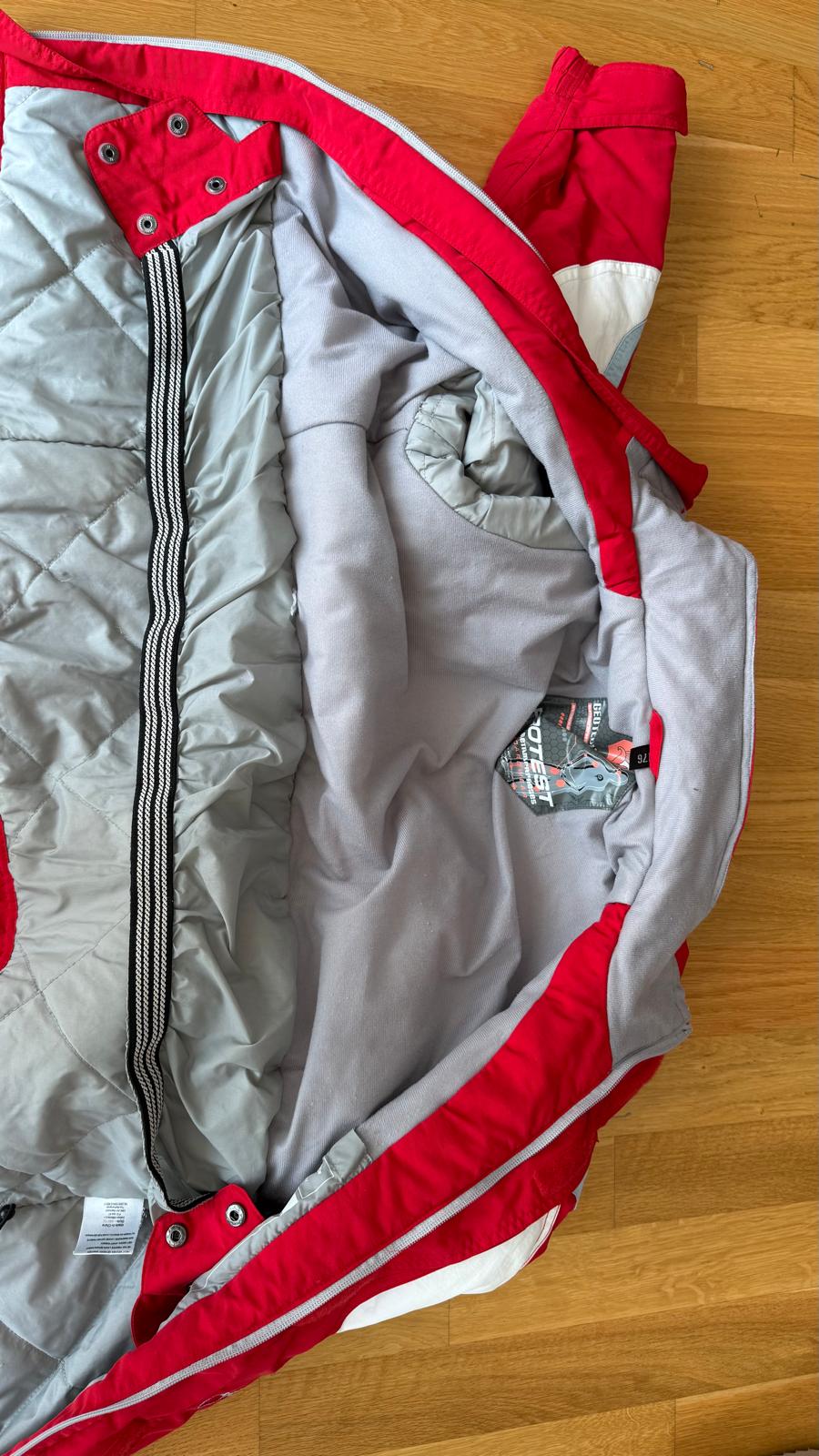 Protest Geotech 3.0 Ski-/Snowboardjacke 176 Rot/Weiß | Wasserdicht | Gut