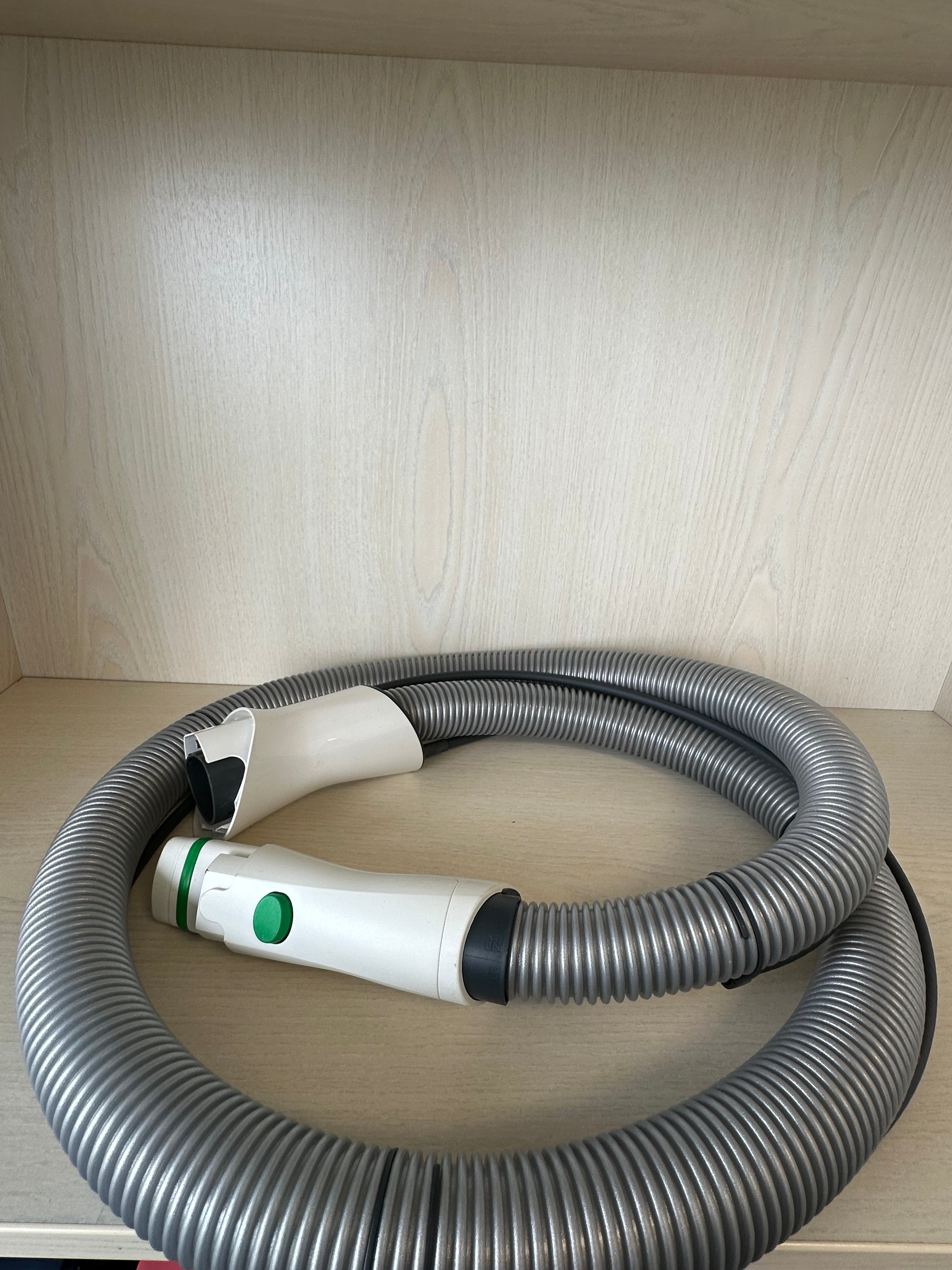 Vorwerk ESS150 Saugschlauch für VK150, 1,5m, Weiß/Grau, guter Zustand