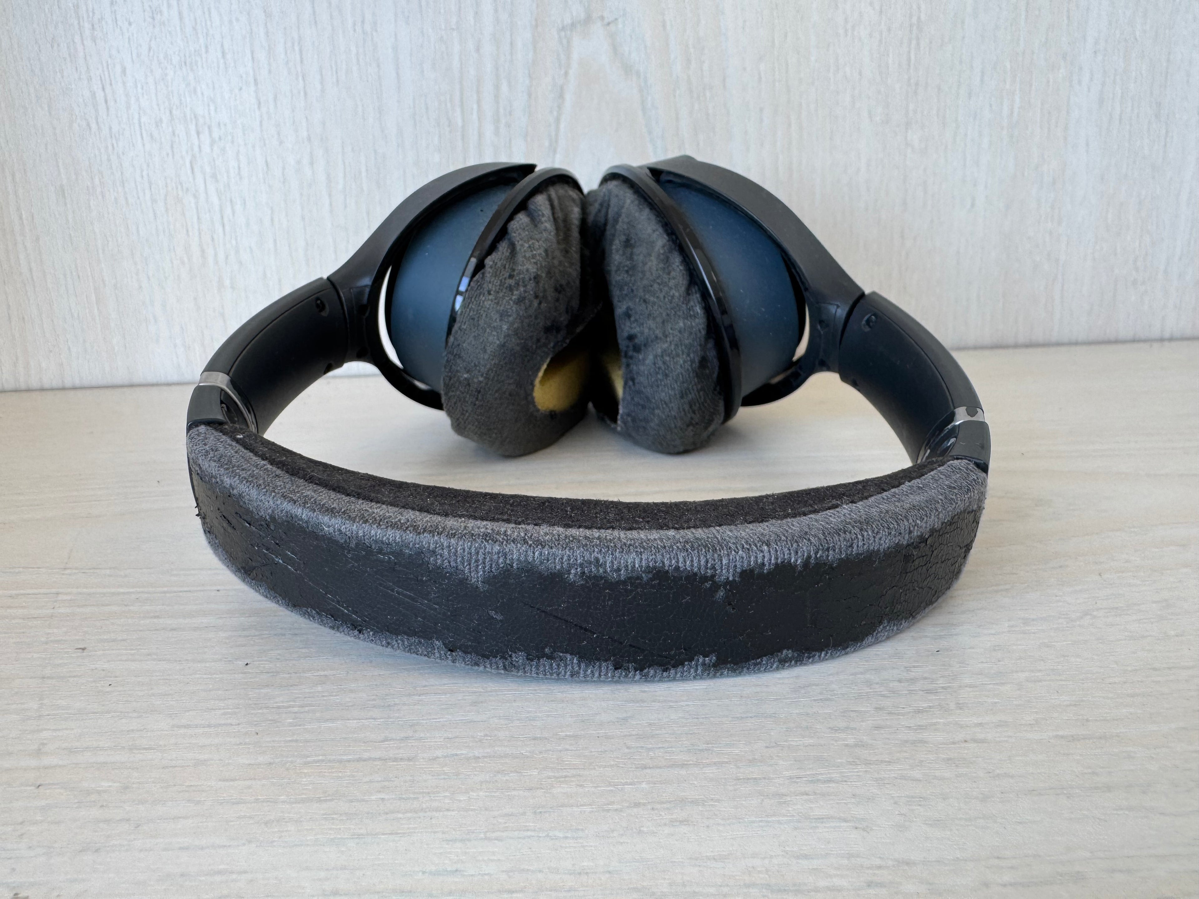 Bose SoundLink Around-Ear II Wireless Kopfhörer Schwarz (Ohne Kabel, Zustand: Schlecht)