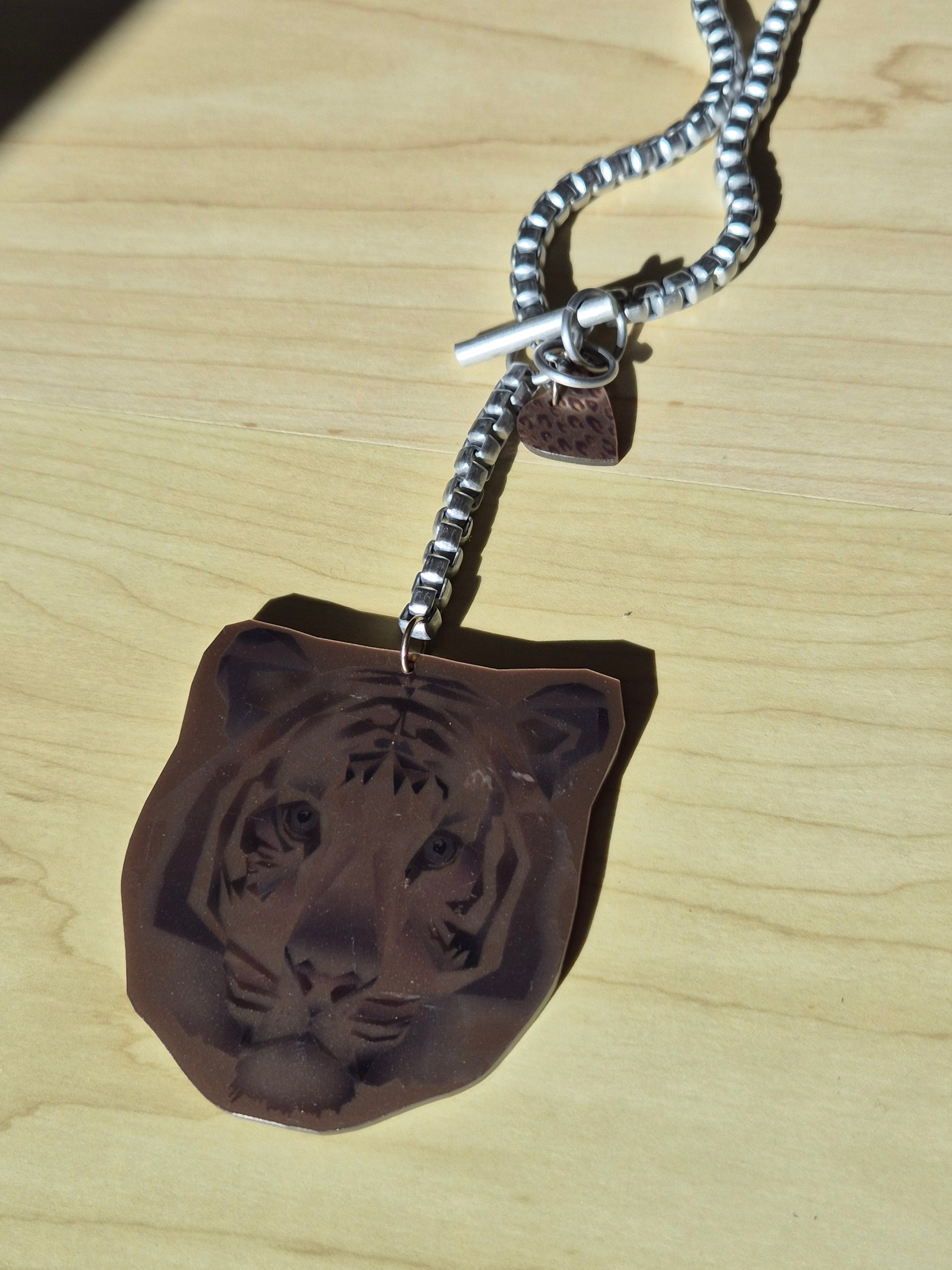 Marc Cain Edelstahlkette mit großem Tigerkopf-Anhänger, silber, sehr gut