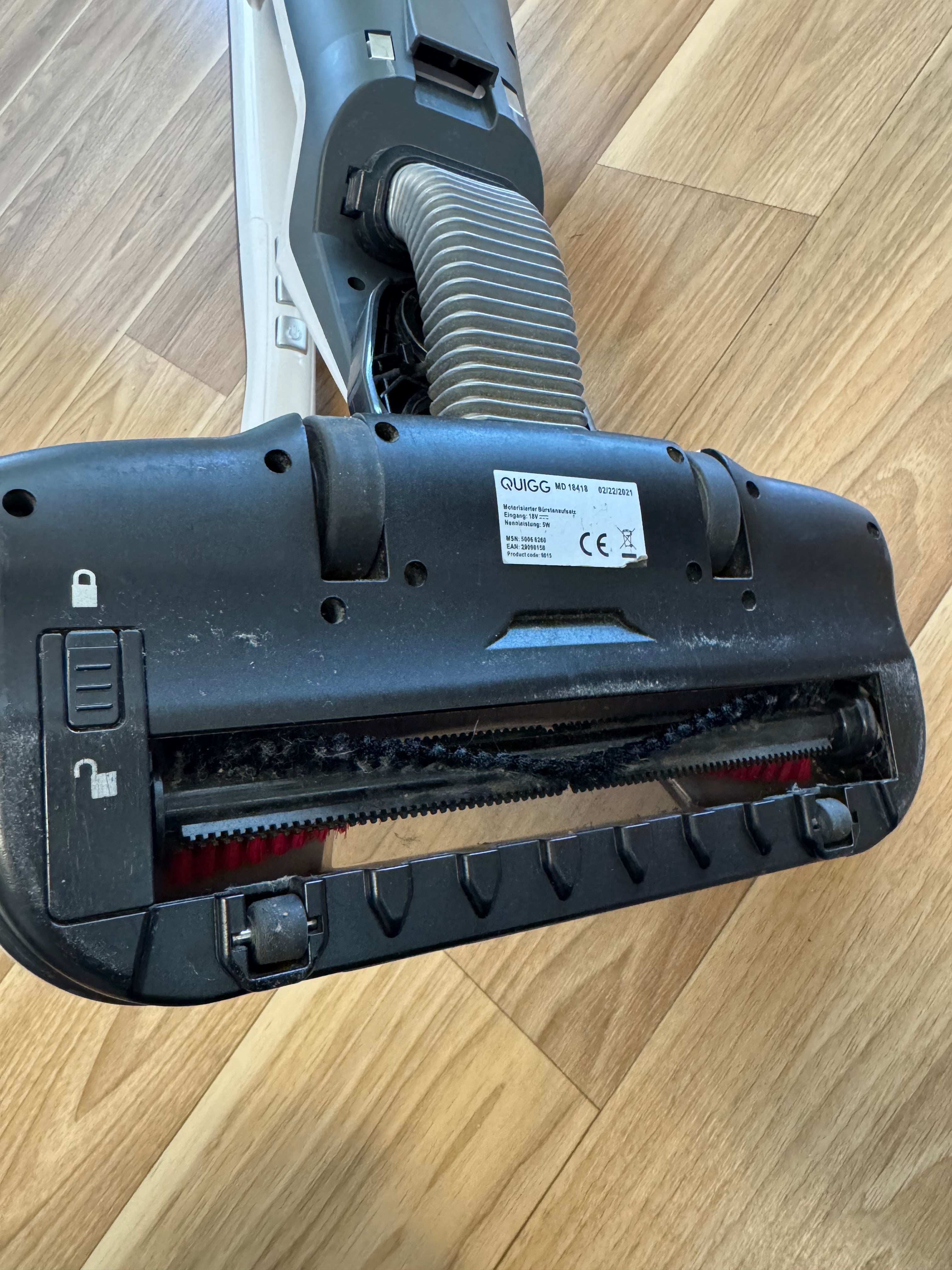 Quigg Cordless 2-in-1 Stick & Hand Vacuum, White, Good Condition