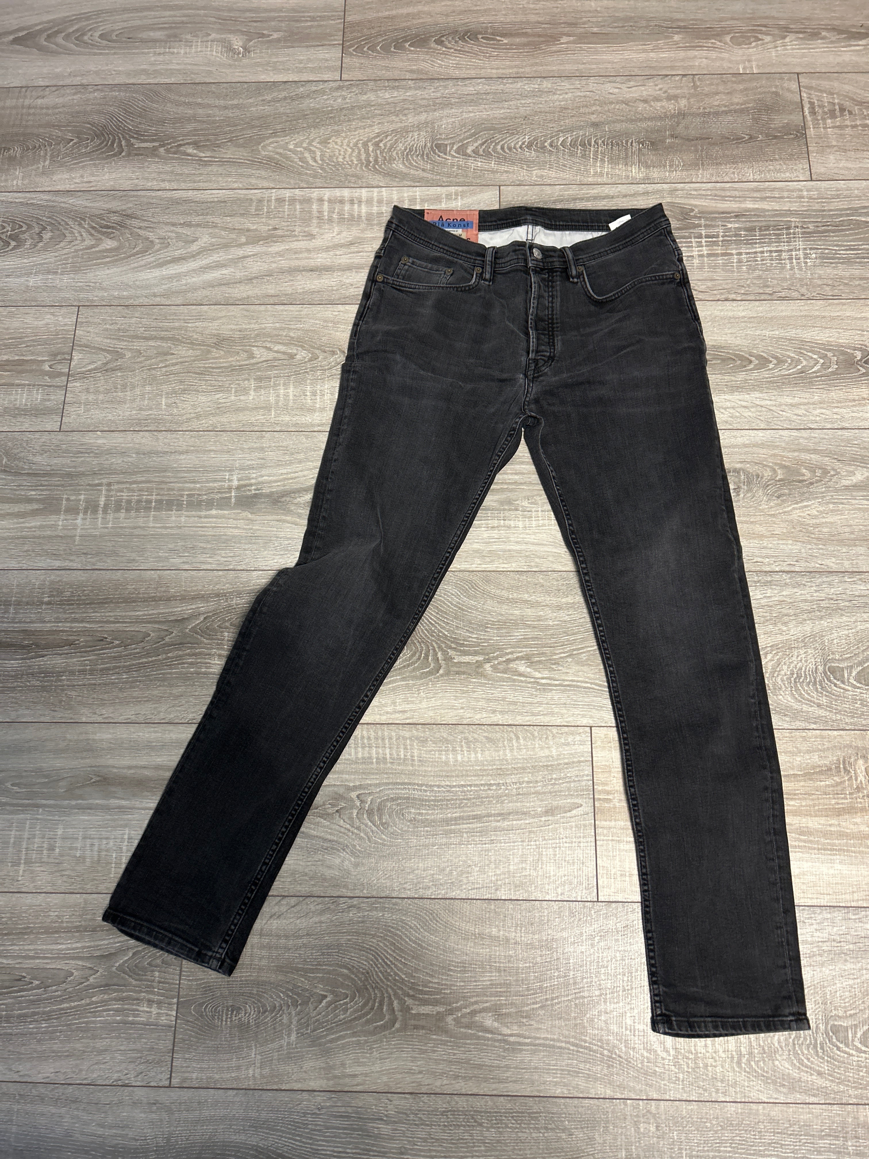 Acne Studios Blå Konst River Jeans W30 L34 Used Black – Guter Zustand