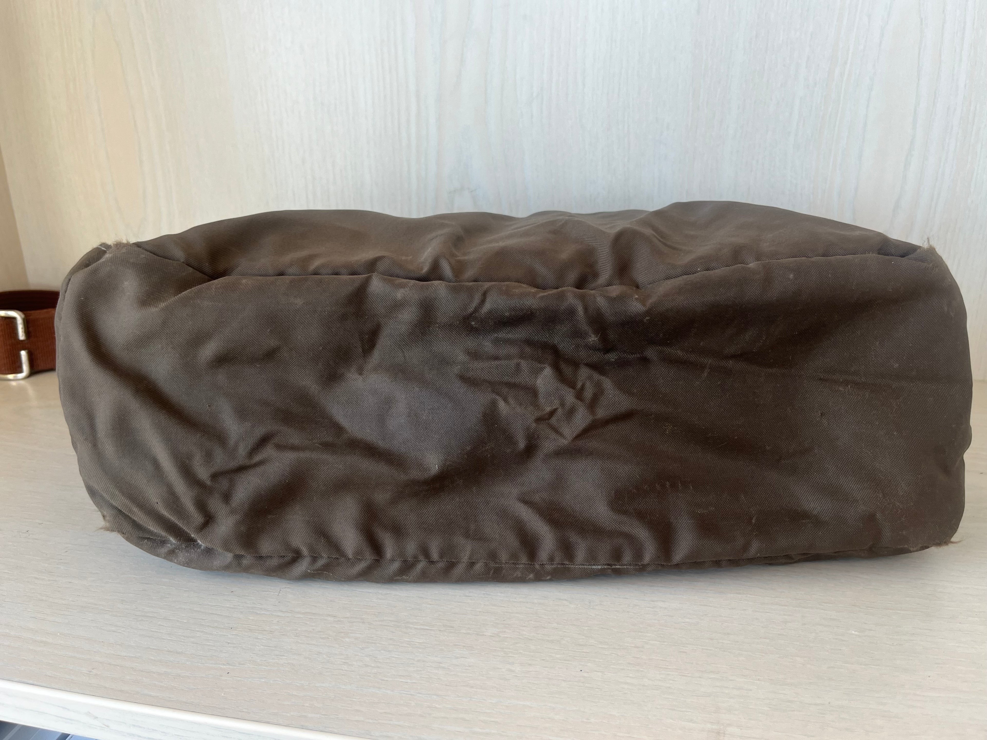 Longchamp Le Pliage Hobo/Crossbody, Medium, Nylon, Khaki/Cognac, Used Condition
