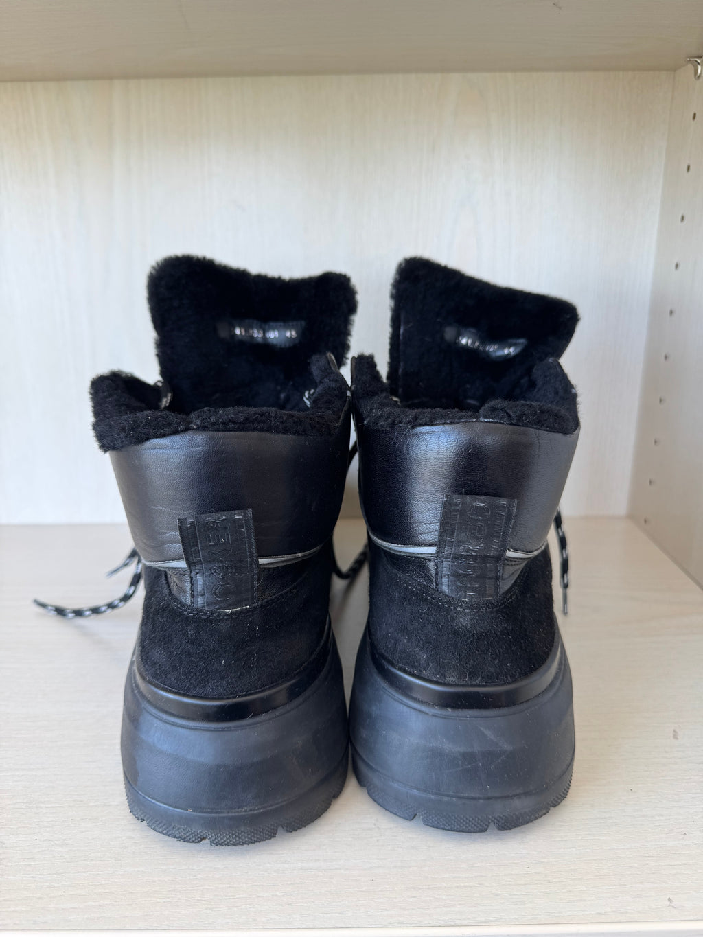 Bogner BANSKO Mid Boots Gr. 42 – Leder & Shearling, Schwarz, gebraucht