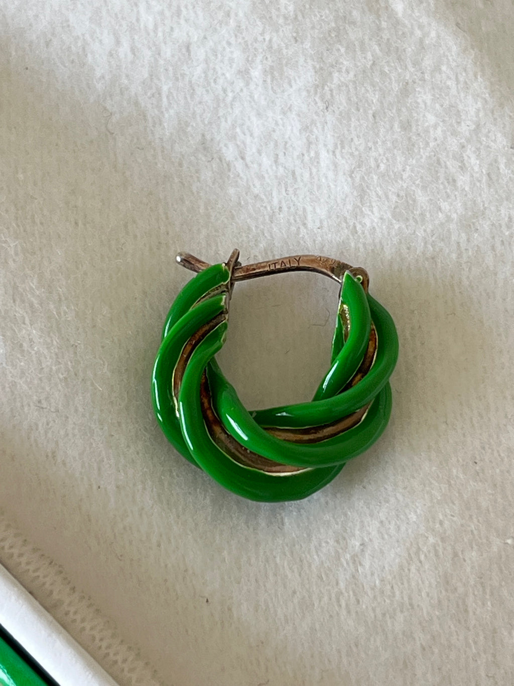 Bottega Veneta Twisted Hoop Ohrringe, Parakeet Grün, 925 Silber, Sehr Gut