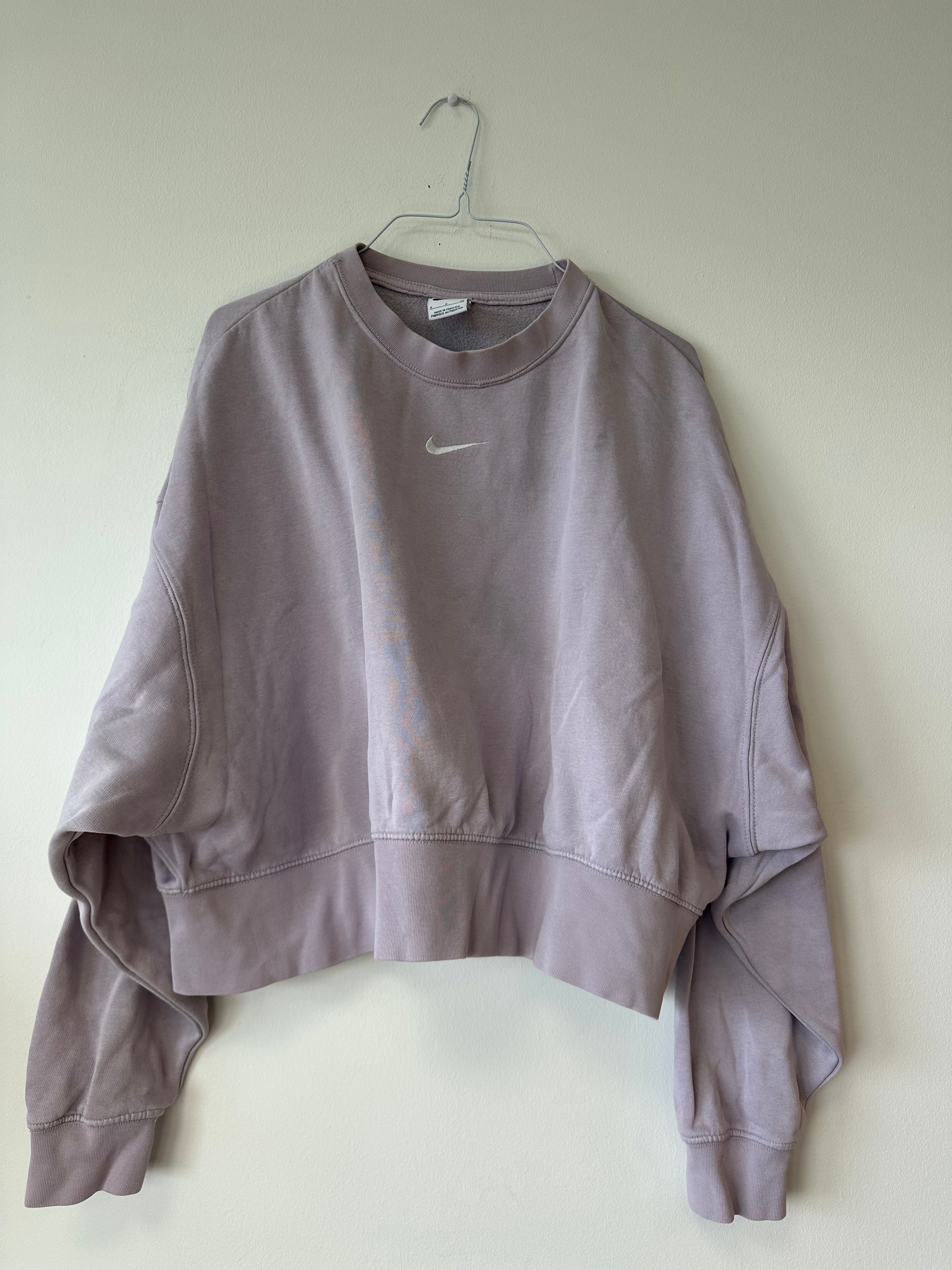 Nike Phoenix Fleece Cropped Sweatshirt – Flieder – Größe S – Sehr guter Zustand