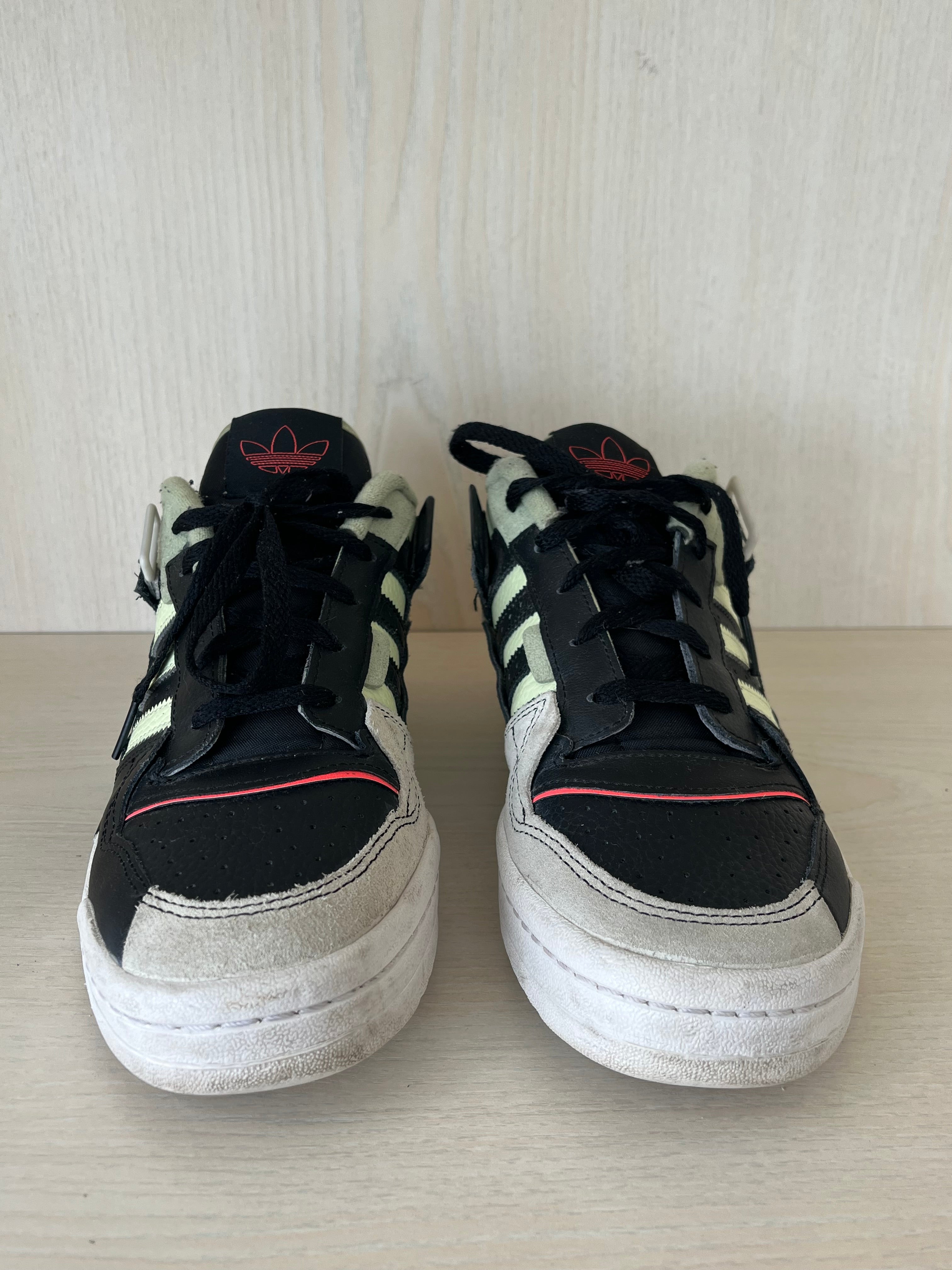 Adidas Forum Exhibit Low GZ0936 Core Black/Almost Lime EU 40⅔ | Guter Zustand