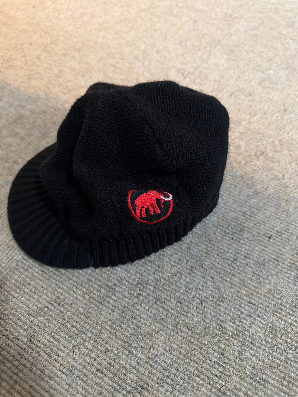 Mammut “Sublime” Beanie – Black, One Size, Good Condition