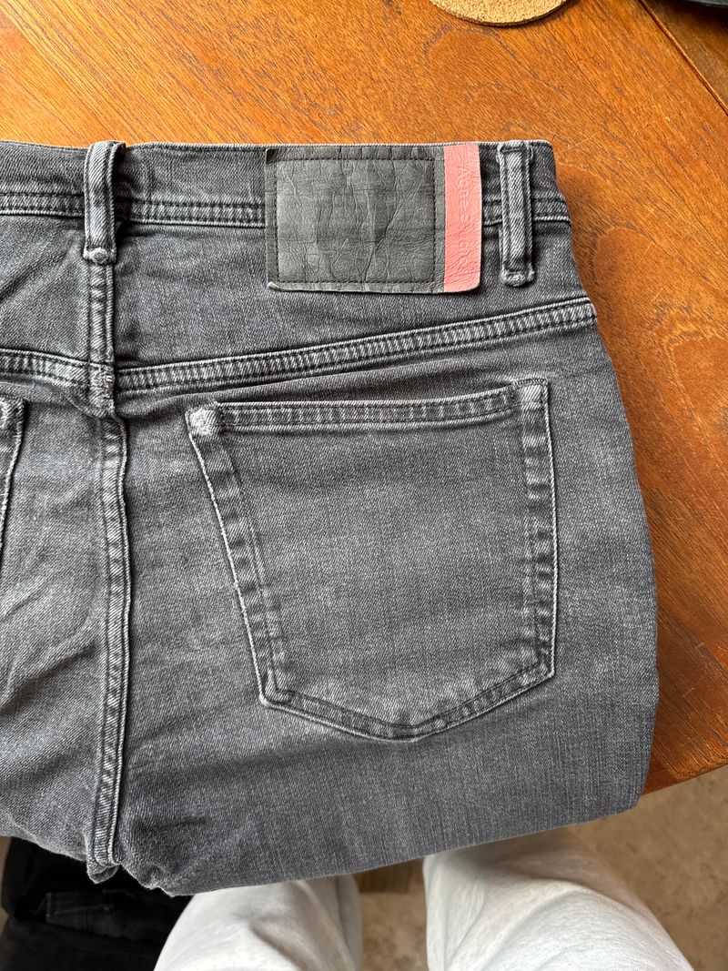 Acne Studios Blå Konst River Jeans W30 L34 Used Black – Guter Zustand