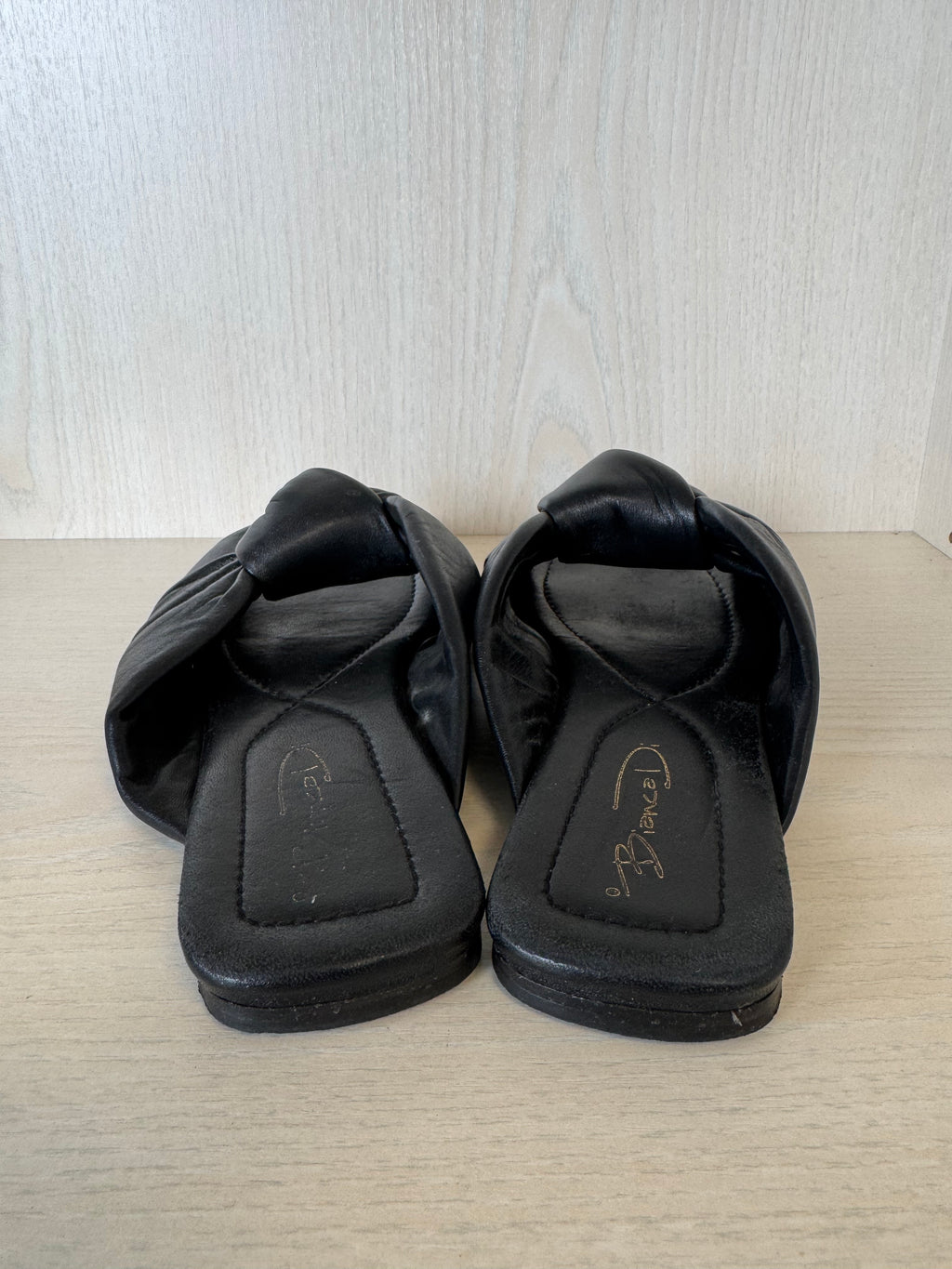 Bianca Di Schwarze Leder Knotensandalen – EU 40, Made in Italy, Gebraucht