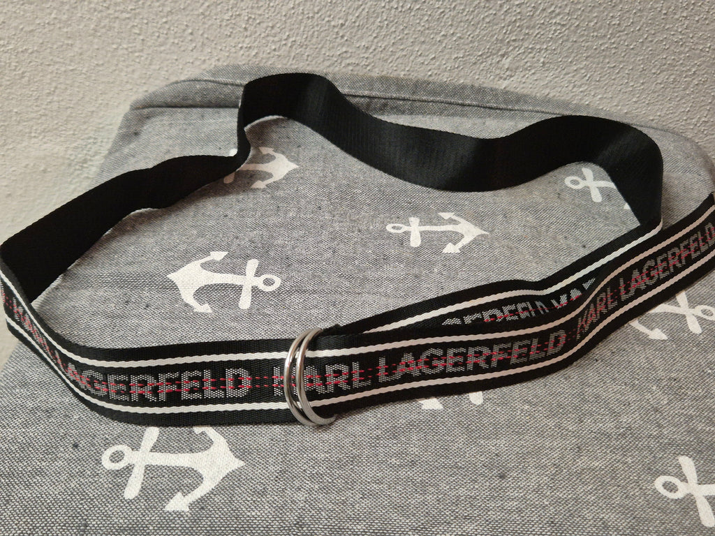Karl Lagerfeld Plissiertes Blumen Maxikleid, XS (IT 38/FR 34), Schwarz/Rot, Sehr Gut