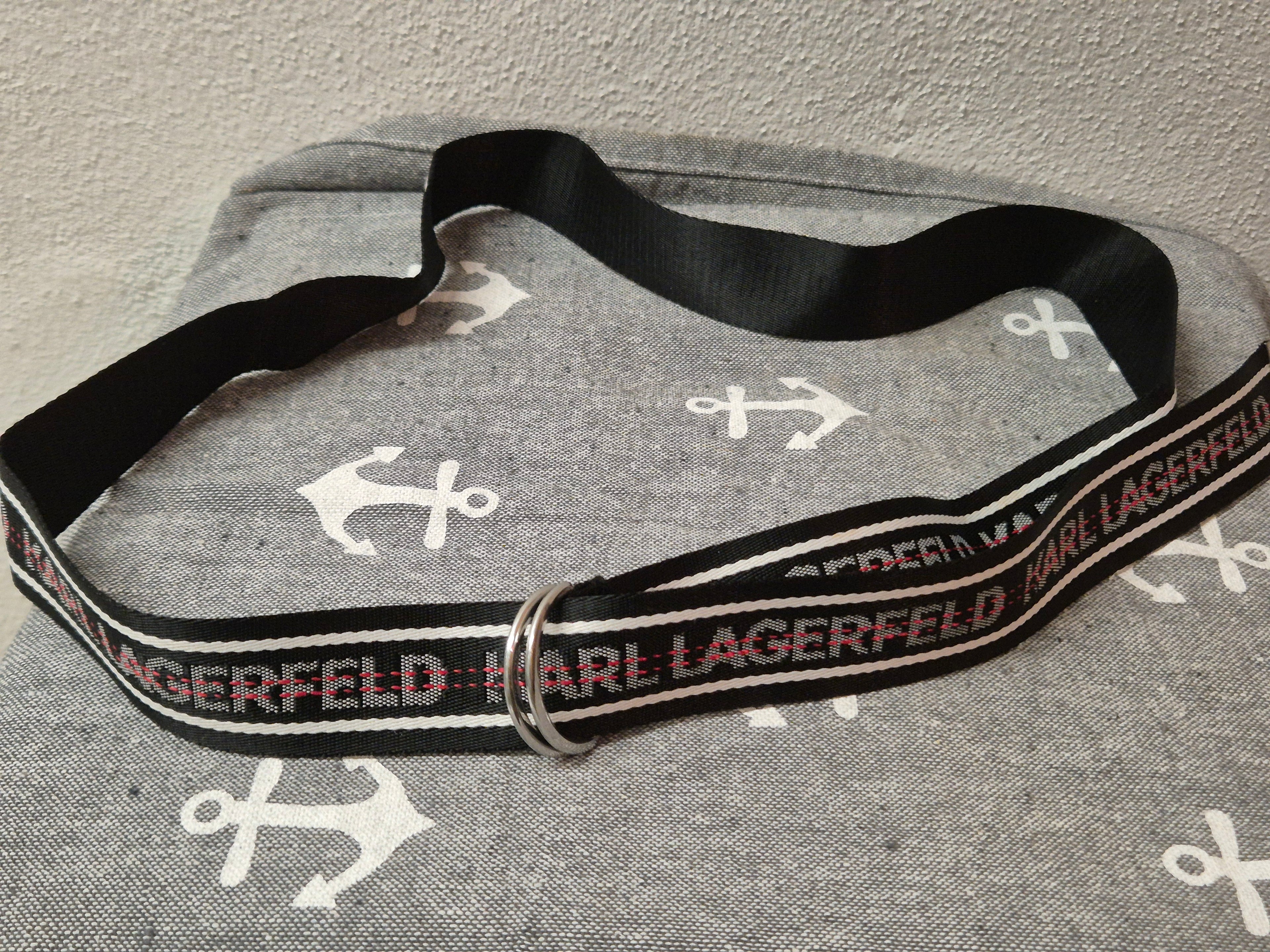 Karl Lagerfeld Plissiertes Blumen Maxikleid, XS (IT 38/FR 34), Schwarz/Rot, Sehr Gut