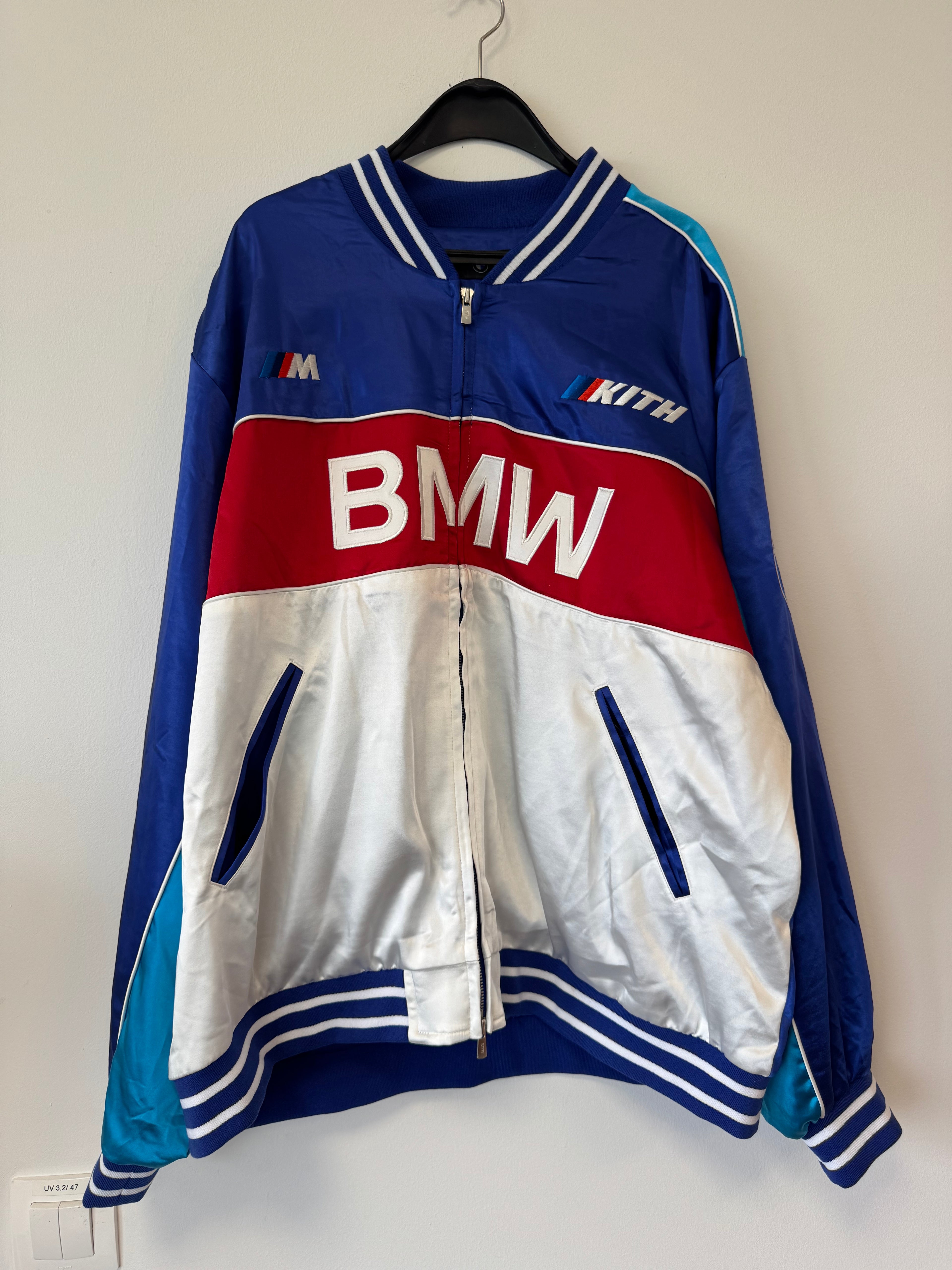 Kith x BMW Souvenir Moto Jacke XXL Blau/Rot/Weiß – Neu mit Etikett